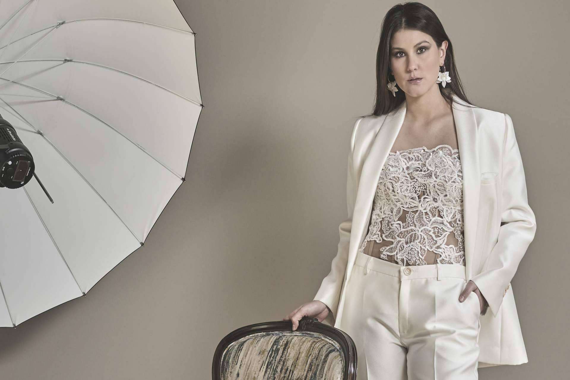 Vestidos de novia especiales en el atelier de Francesca Marlop