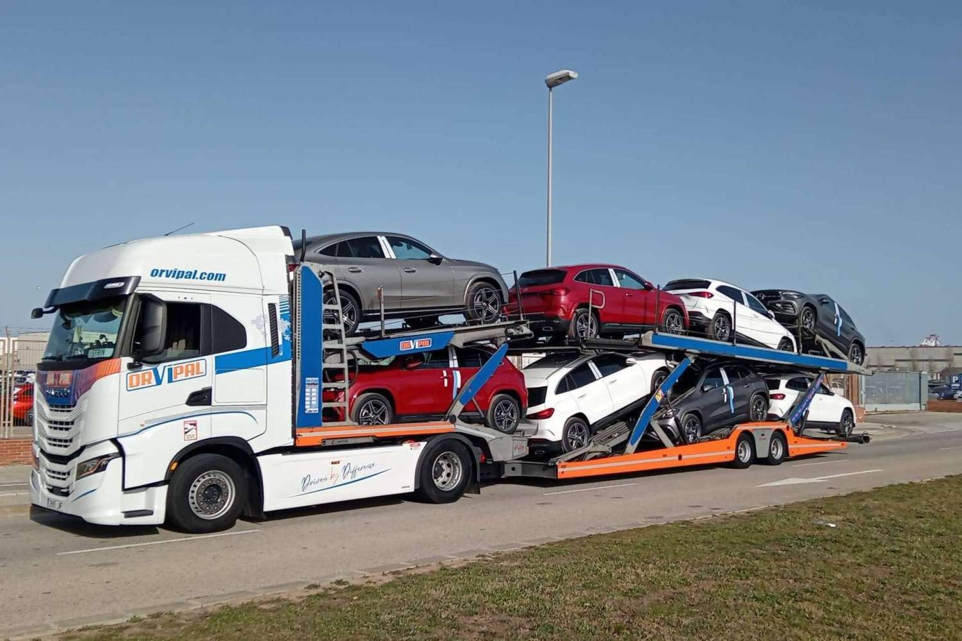 Orvipal ofrece un servicio experto en transporte de vehículos en España