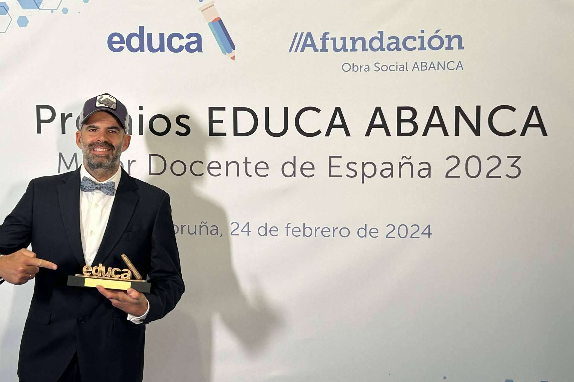Daniel Navarro Ardoy, CEO y Director Pedagógico de Opospills, premiado como el mejor docente del país