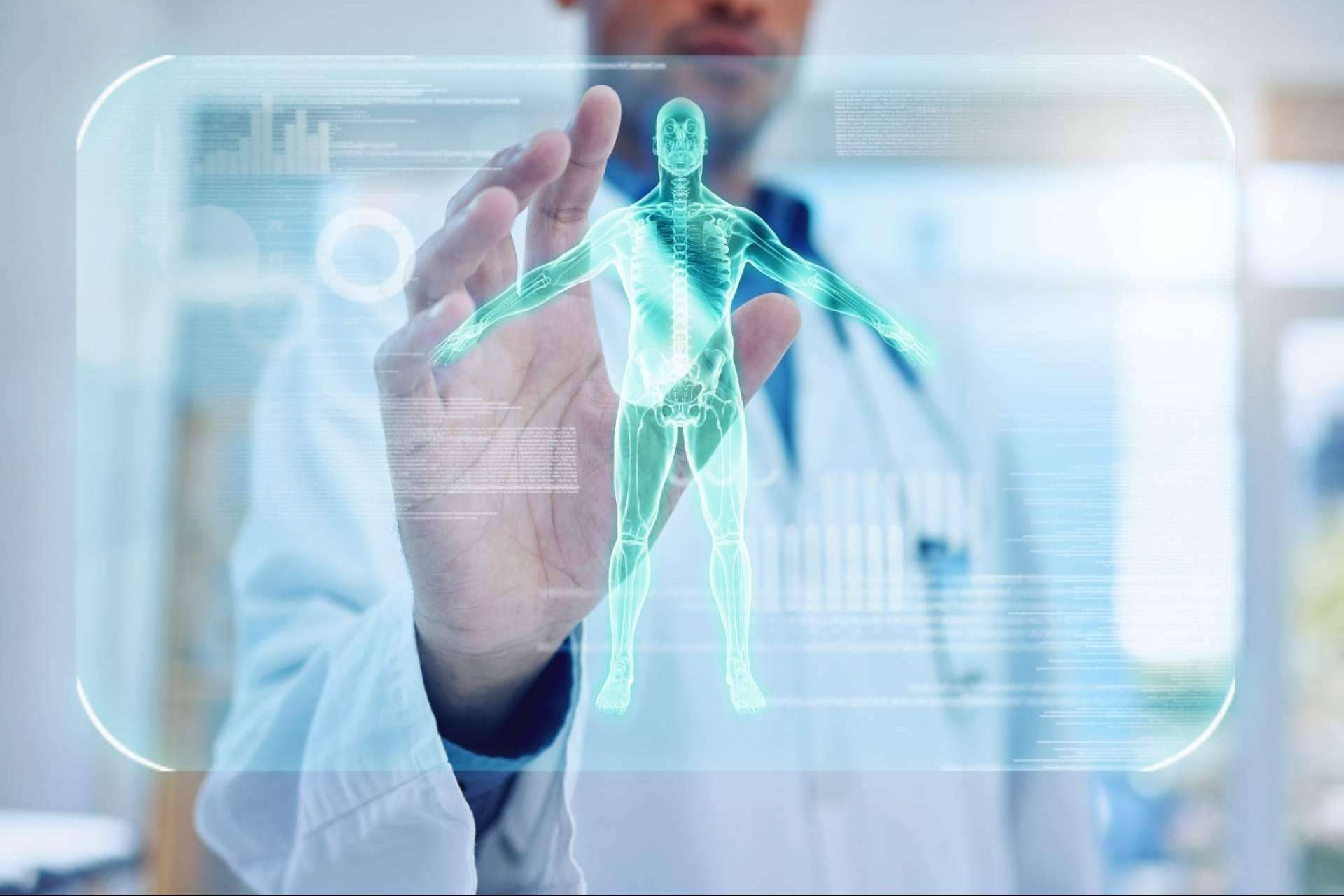 Naxer ofrece un máster en Aplicaciones de la Inteligencia Artificial para profesionales de la salud