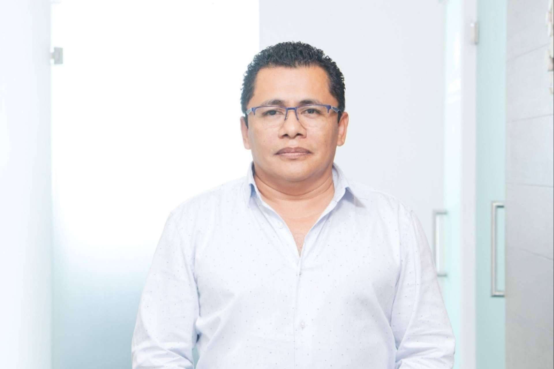 Dr. Ernesto Romero es un referente en medicina regenerativa inmunoterapéutica con el tratamiento de células madre