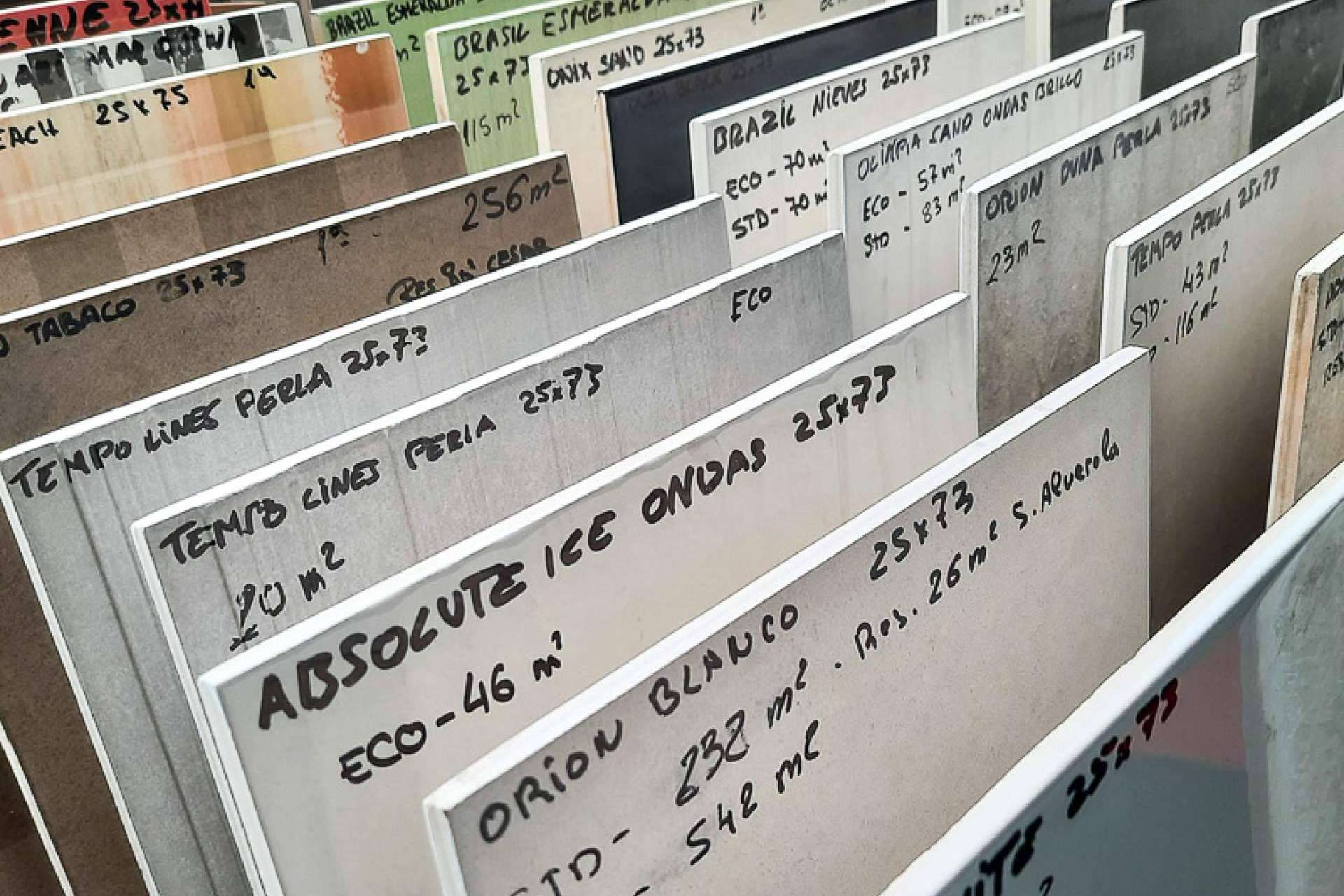 Artegres y sus azulejos porcelánicos modernos y actuales
