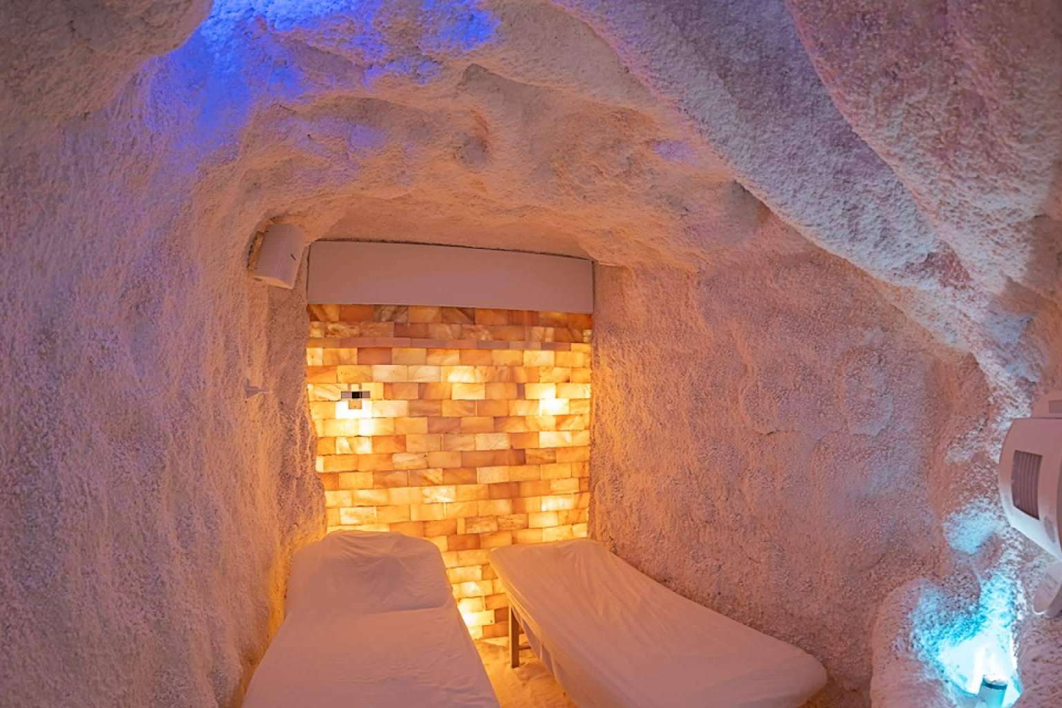 Las ventajas de la haloterapia en cuevas de sal con Saltium