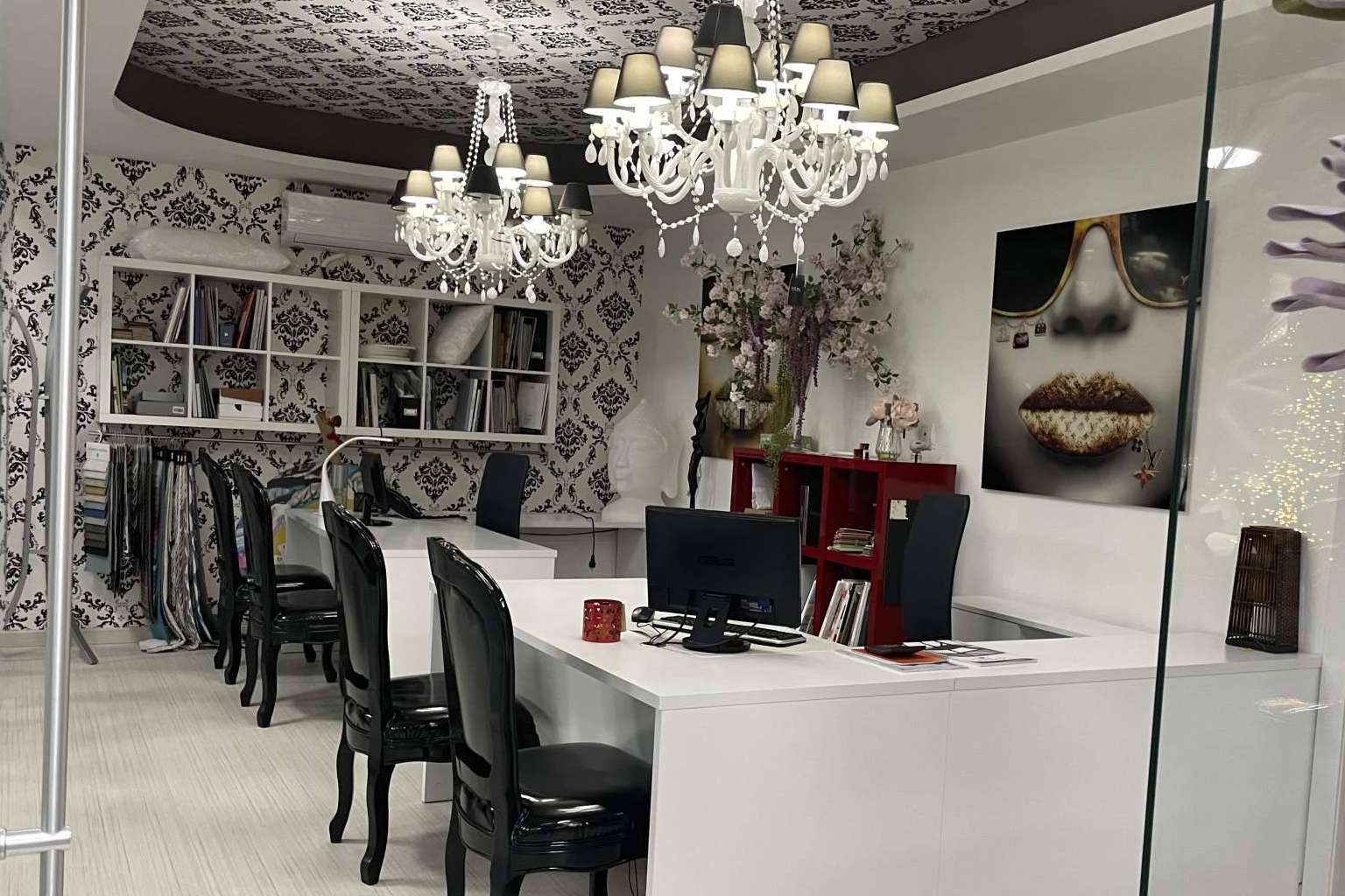 Más metros de exposición de diseño Contract para profesionales de hotelería, con Apartmueble