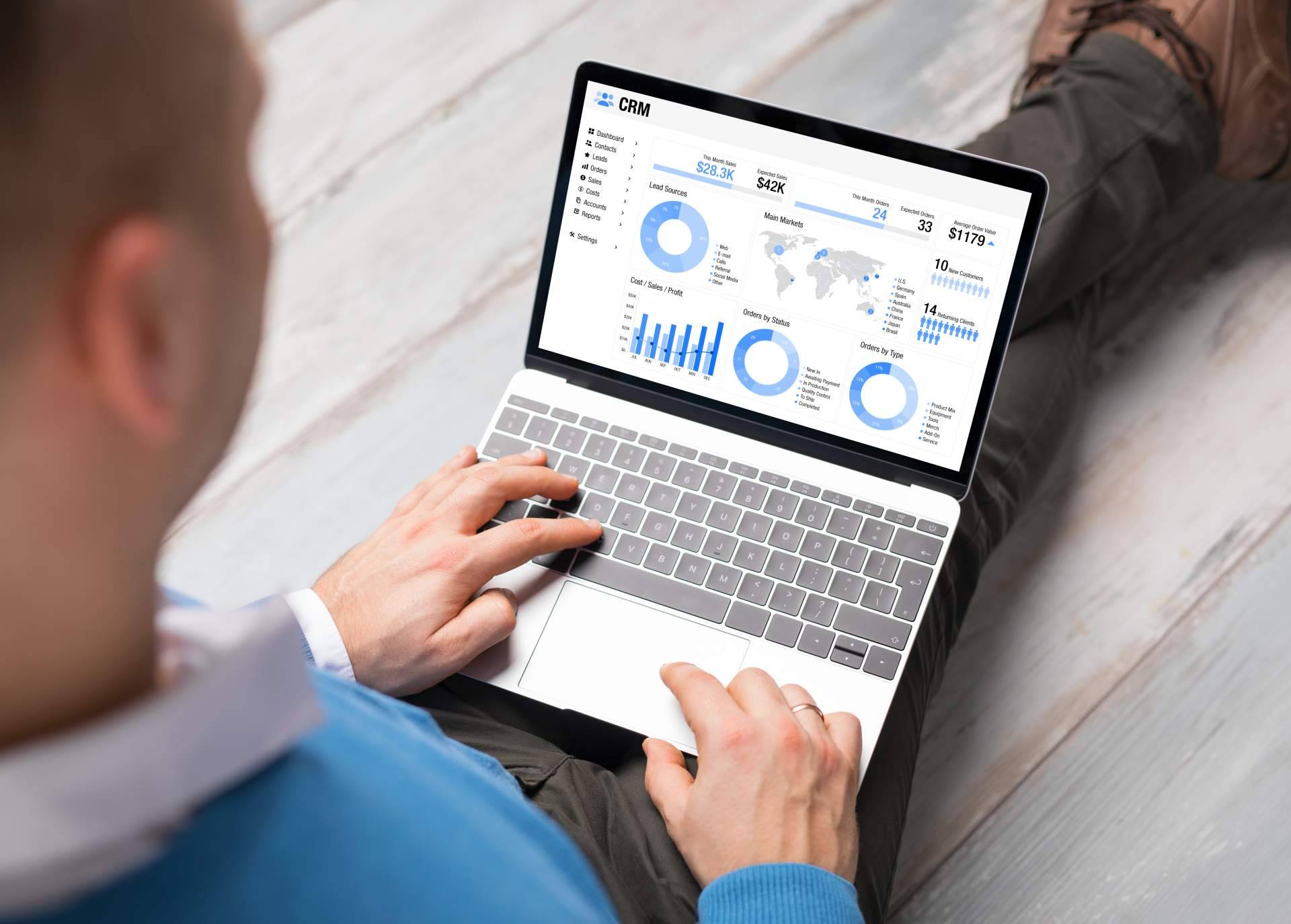 Digitalización de los centros auditivos con un software específico, de la mano de Audyum