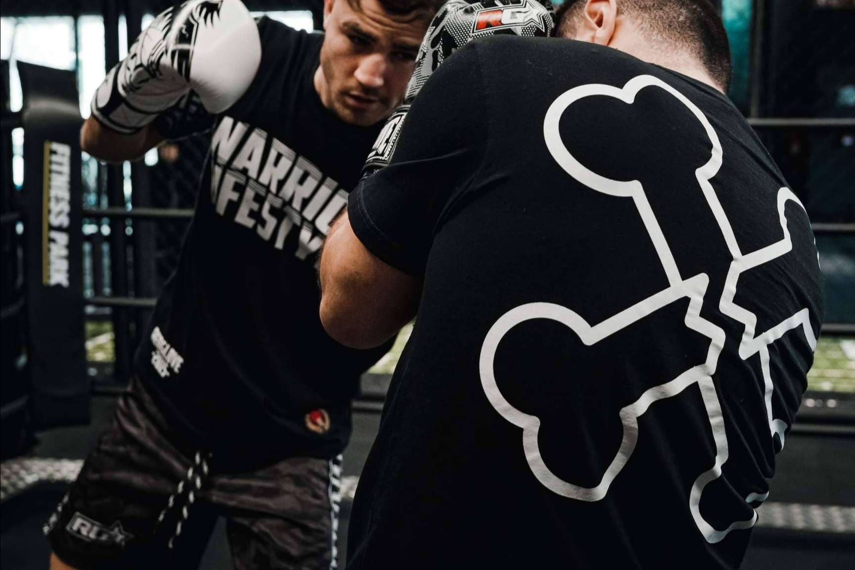 El puño español; auge de los deportes de contacto y el éxito de Redglove Boxing