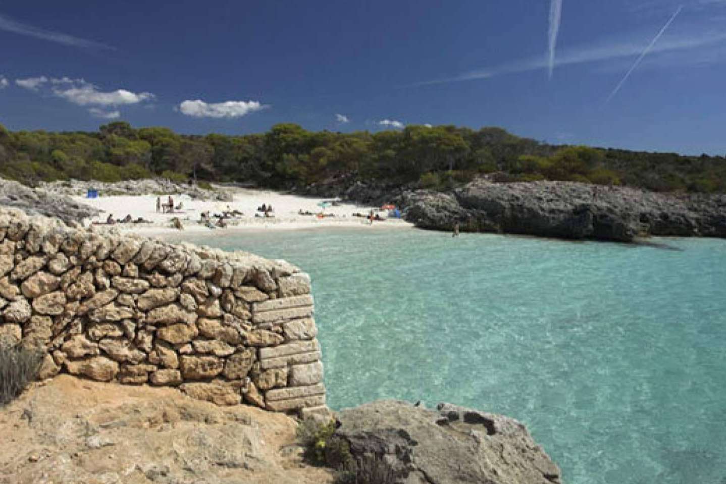 Escapada perfecta para el primer baño de la temporada; ¡Descubrir los destinos ideales para disfrutar del mar!