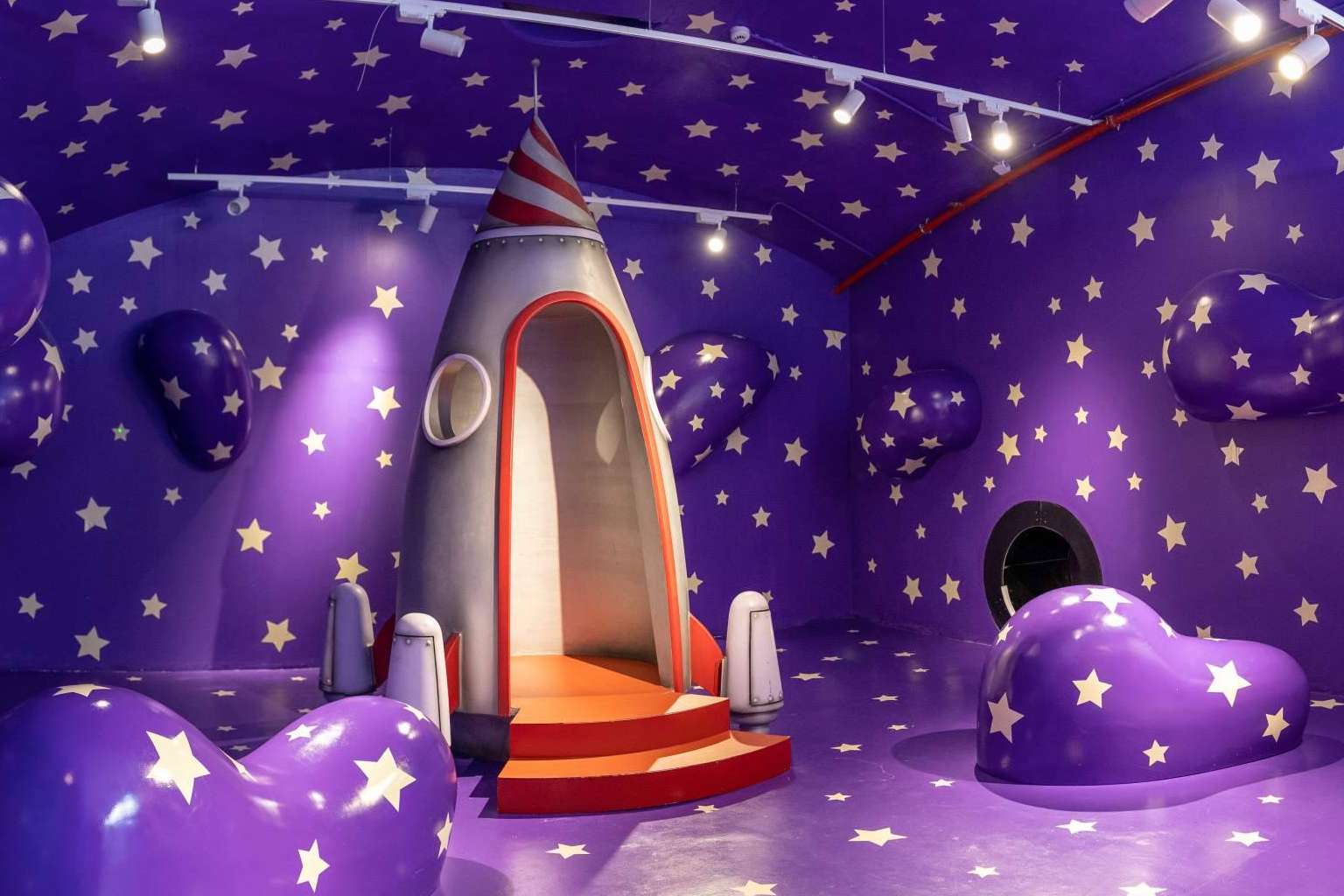 Un viaje a la imaginación que se une con el concepto tradicional con SWEET SPACE