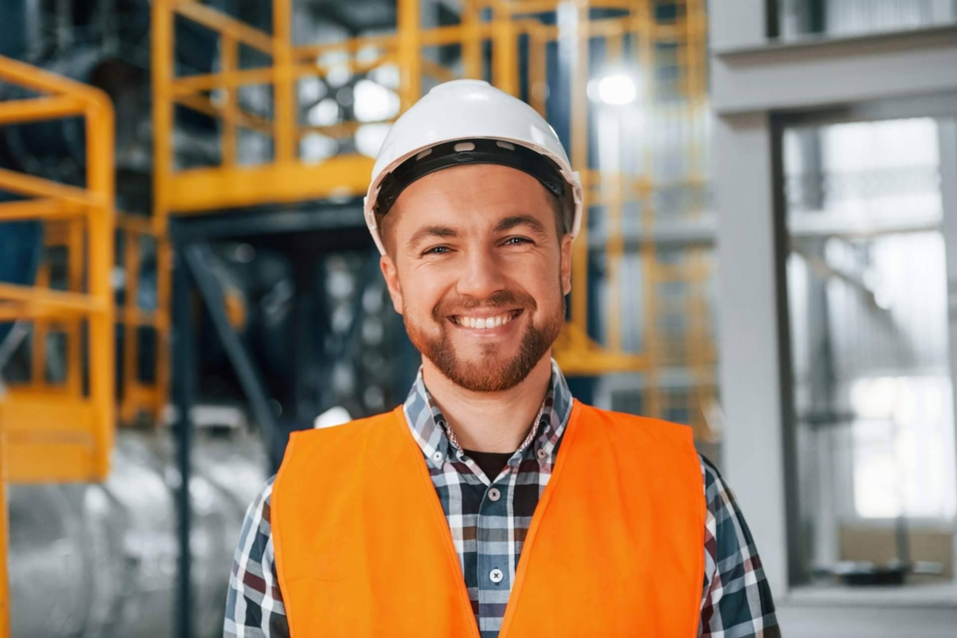 Razones y solución a la escasez de profesionales en construcción en España, por Euroseleccion & Partners
