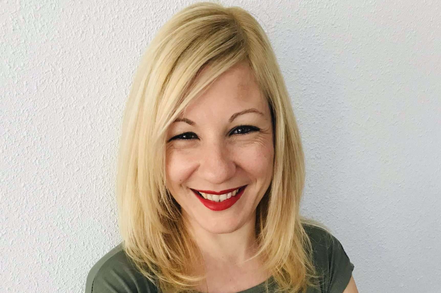 Terapia online de psicología para individuos y parejas, con M. Carmen Alonso