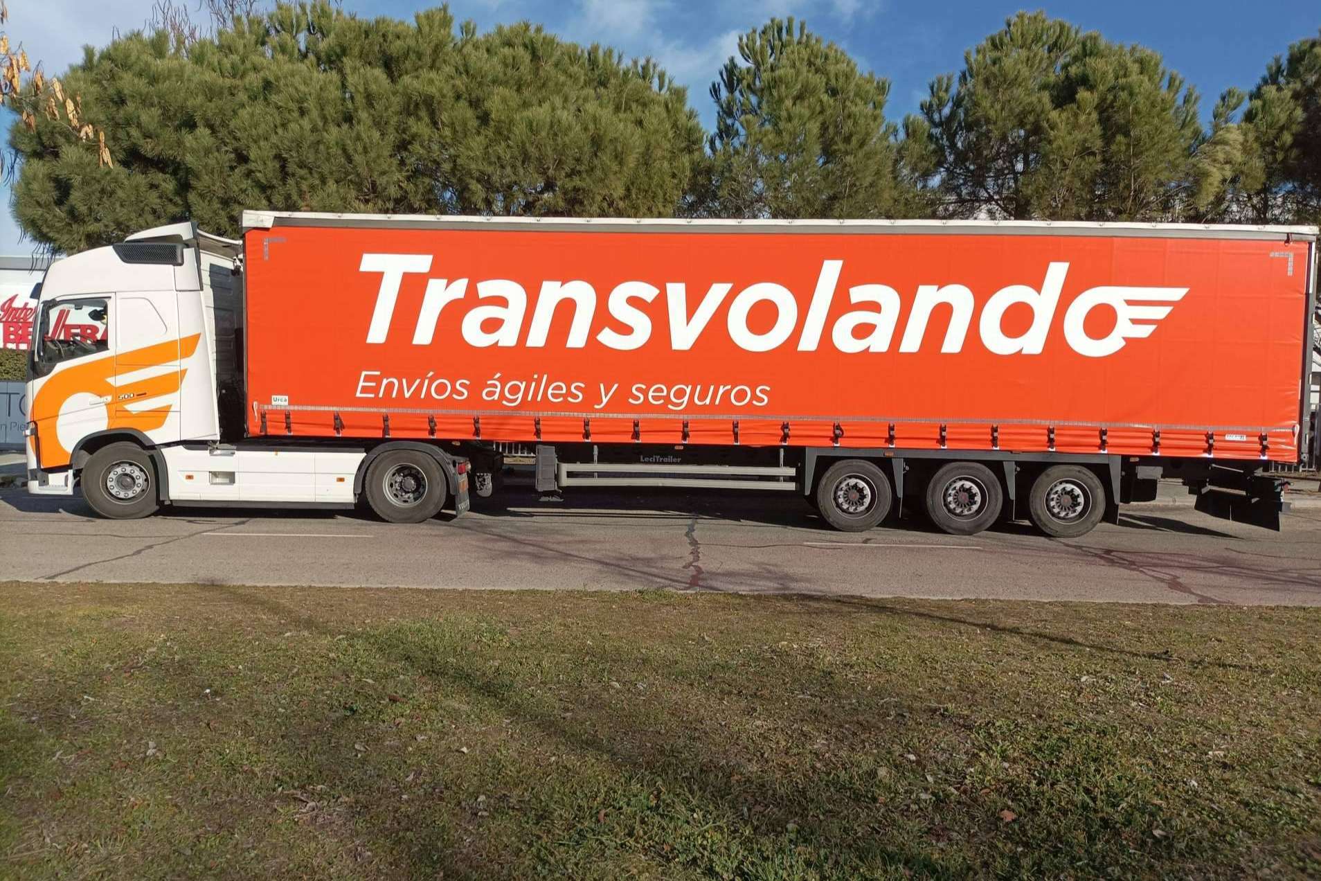 El servicio de Transvolando proporciona una alternativa rápida y segura para el traslado de maquinaria