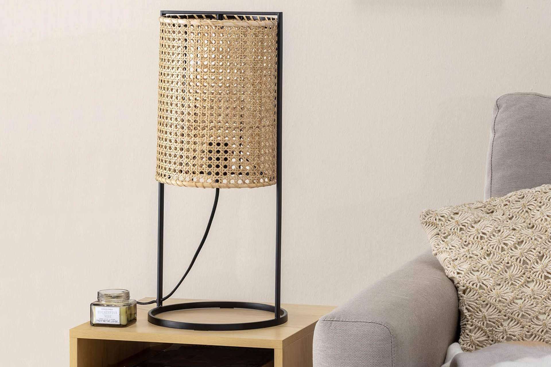 Lámparas de mesitas de noche en tendencia de la mano de Topmueble