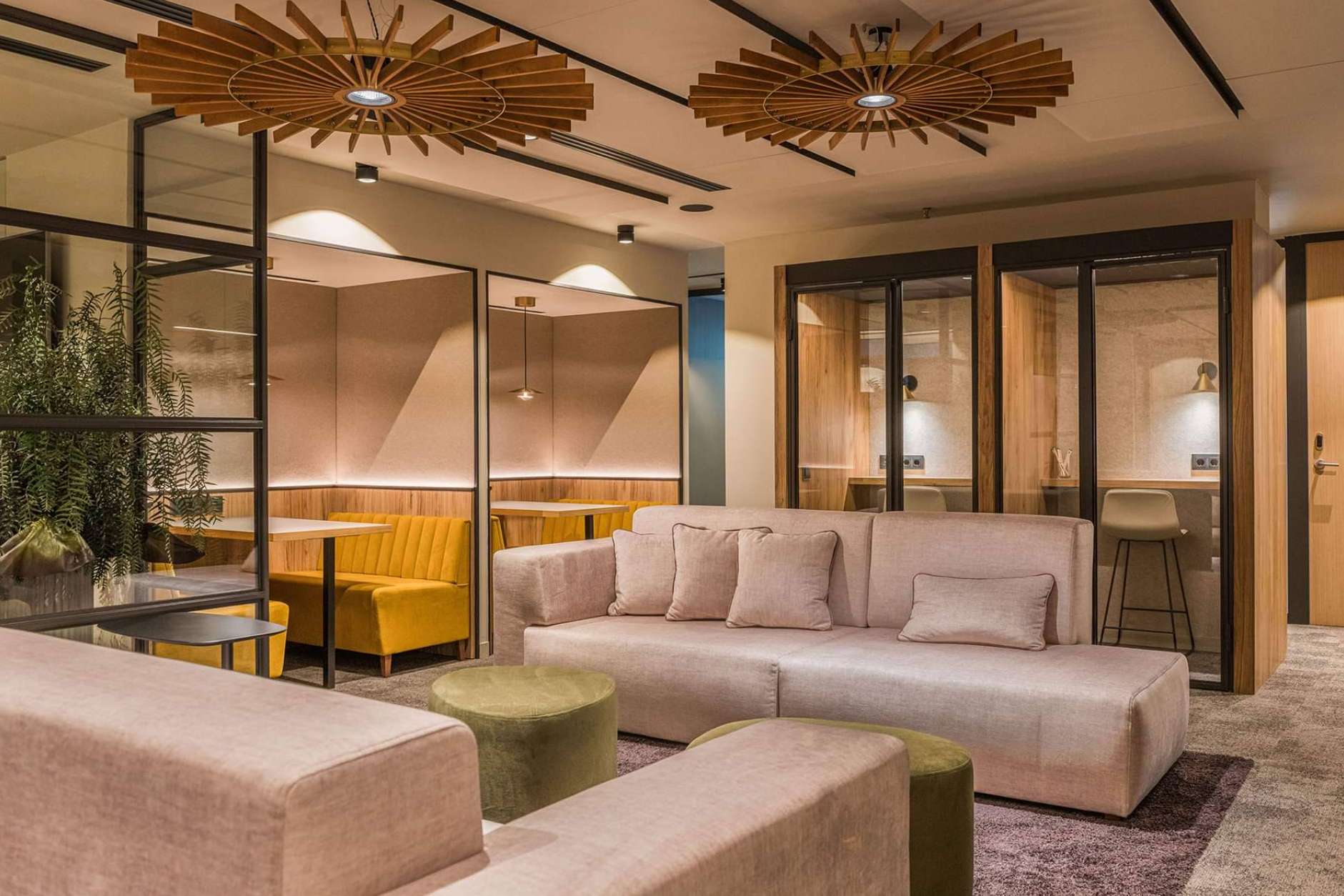 Los servicios de interiorismo de INDAStudio para diseñar negocios