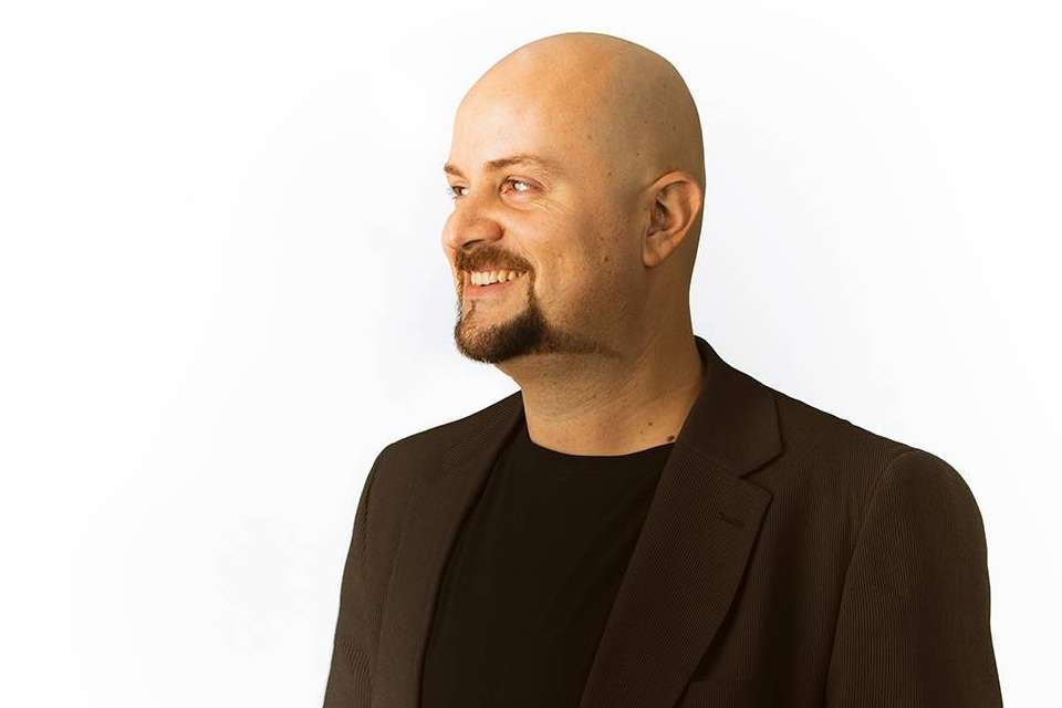 Javier Carmona Benítez y su agencia de marketing cumplen 11 años en el mercado