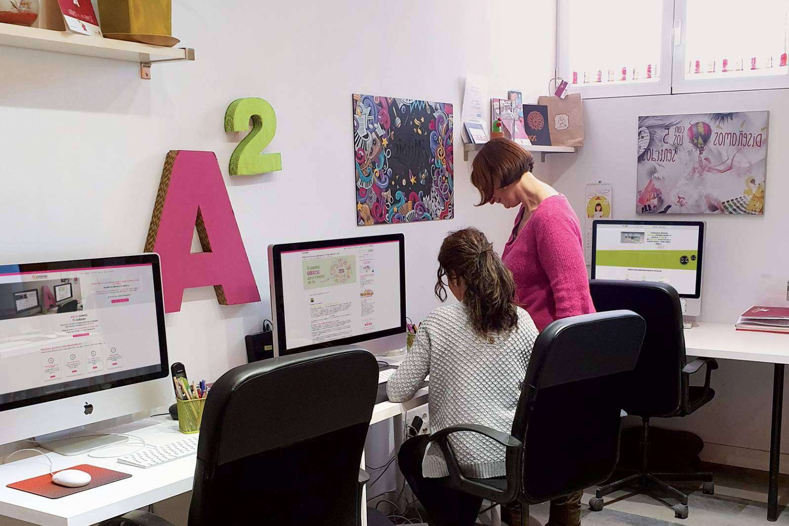 Los profesionales de A2 Colores analizan la importancia del diseño gráfico en empresas para crecer en el mercado