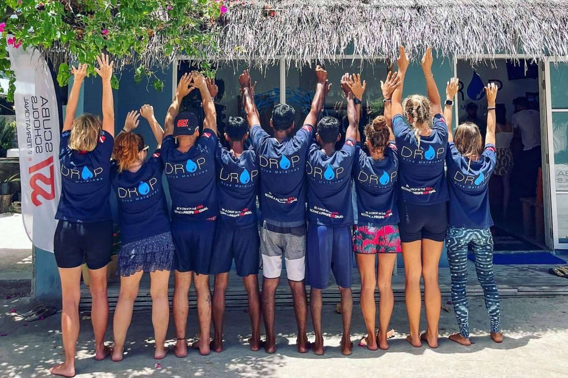 Entrevista al equipo de trabajo de la escuela Drop Dive Maldives