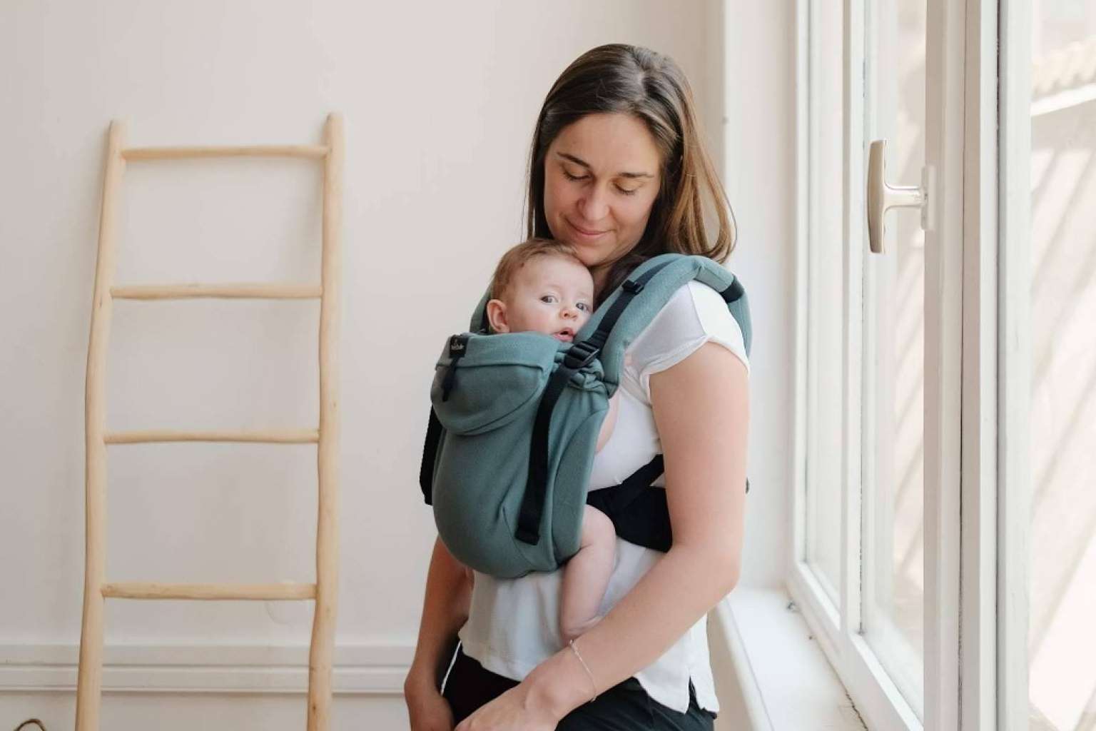 Los portabebés ergonómicos de Kangura permiten acceder a múltiples beneficios