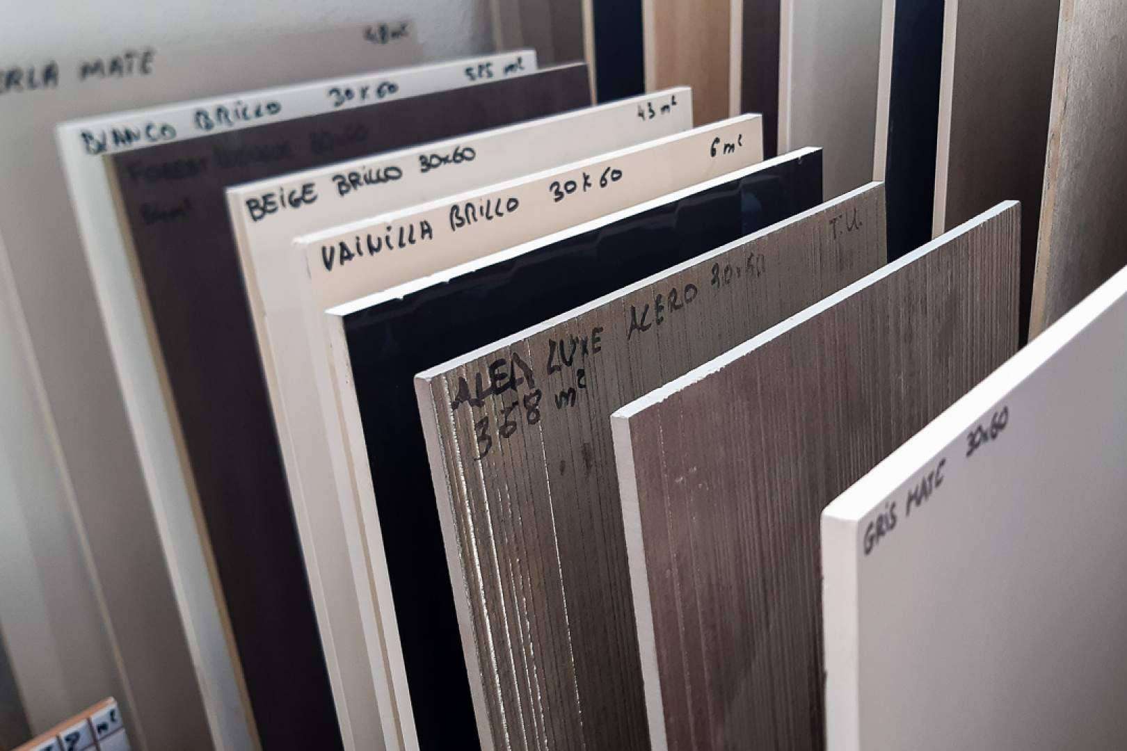 Cientos de azulejos porcelánicos outlet multimarca en Artegres