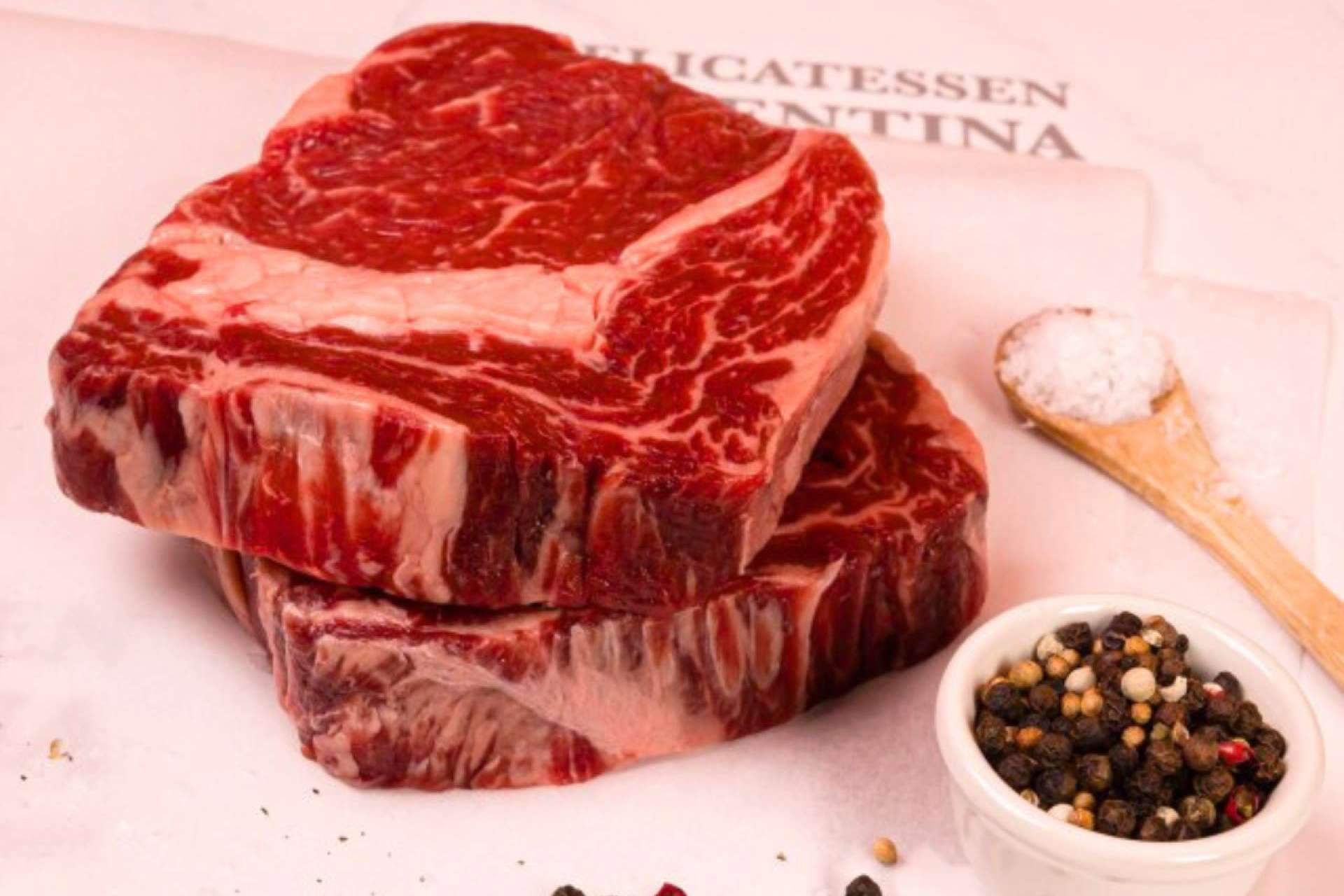 La excelencia en carne premium, Delicatessen Argentina y su ojo de bife Angus de Argentina y Uruguay