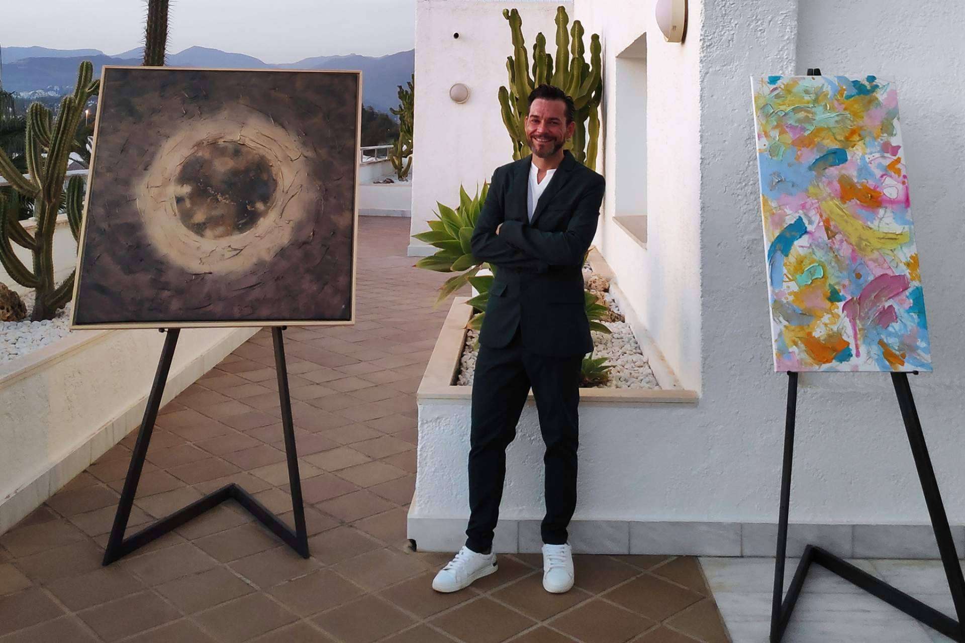Del corazón de Andalucía al arte internacional; Kisco Aroca y su ascenso en el mundo del arte abstracto