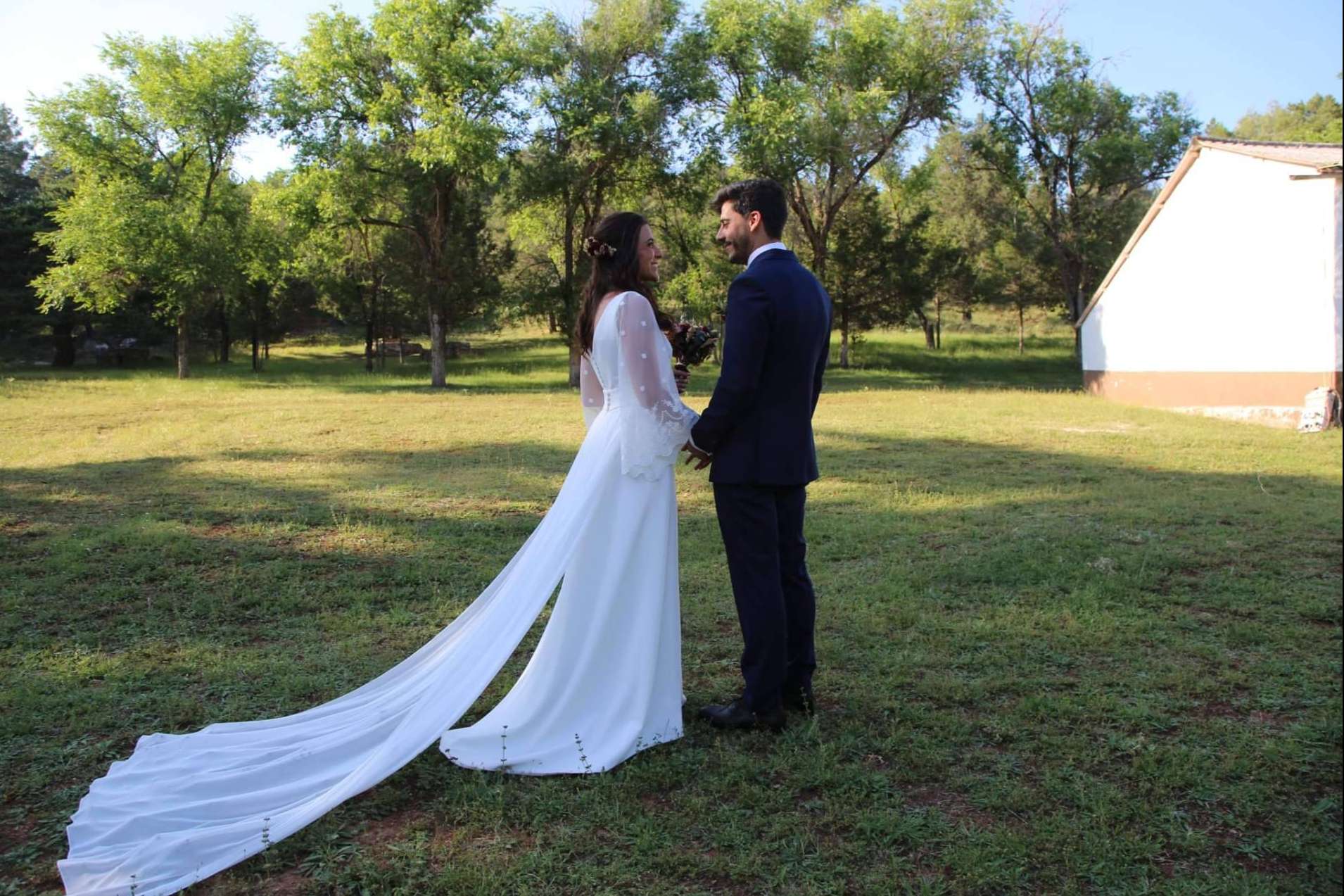 Versatilidad nupcial; Descubrir los vestidos convertibles de Valérie Moreau