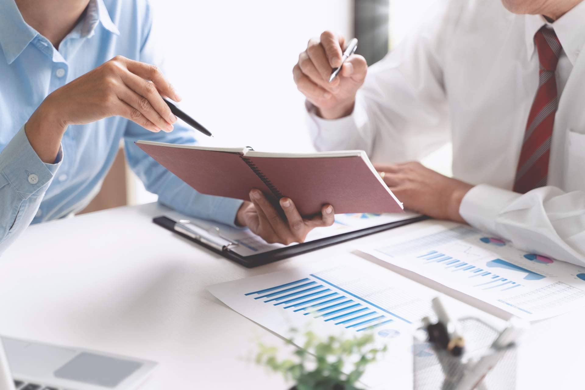 Soluciones completas en asesoría fiscal y contable para empresas en Madrid y Valencia con Consulting 21