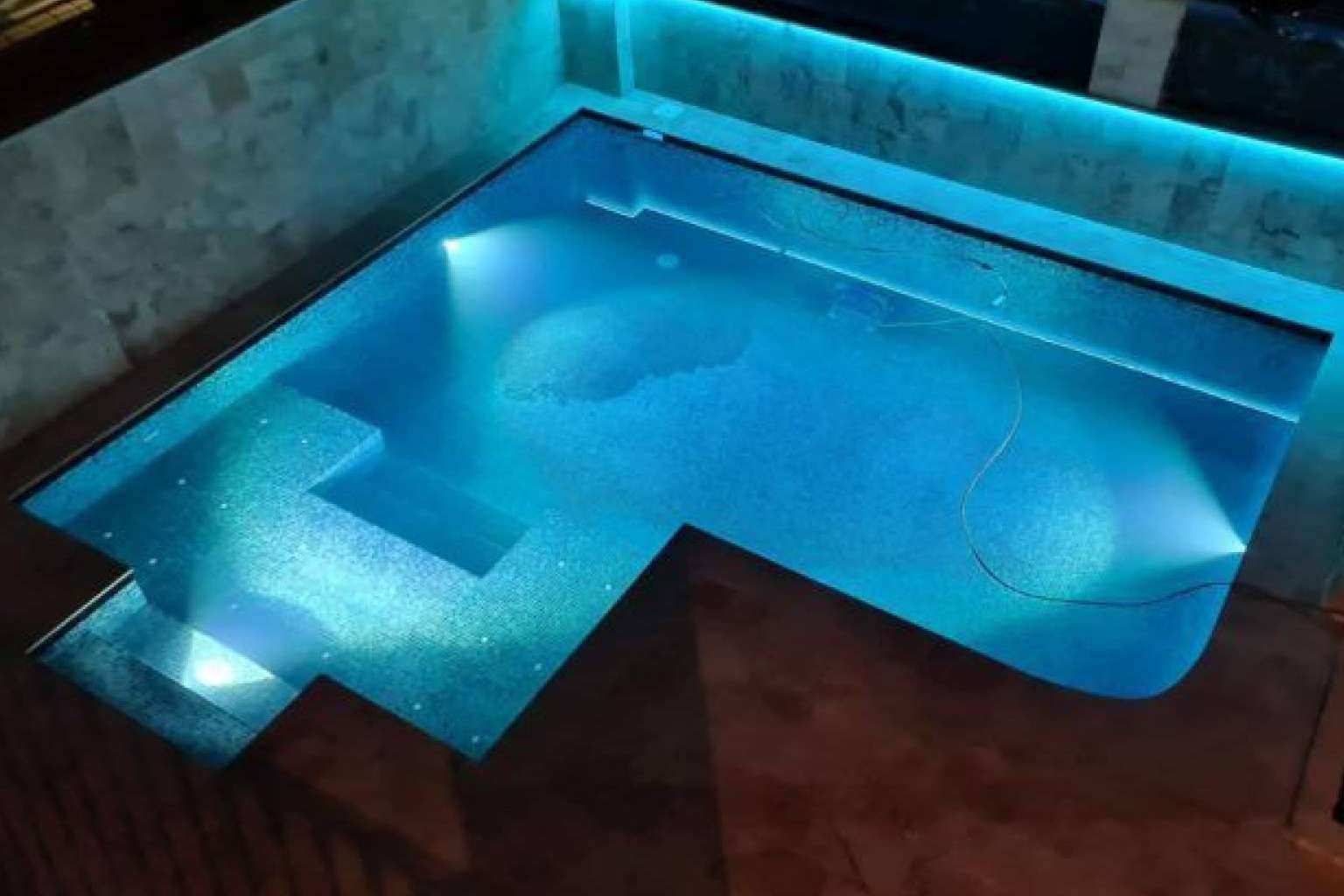 Mantenimiento y accesorios de piscinas, la especialidad de Swimhome