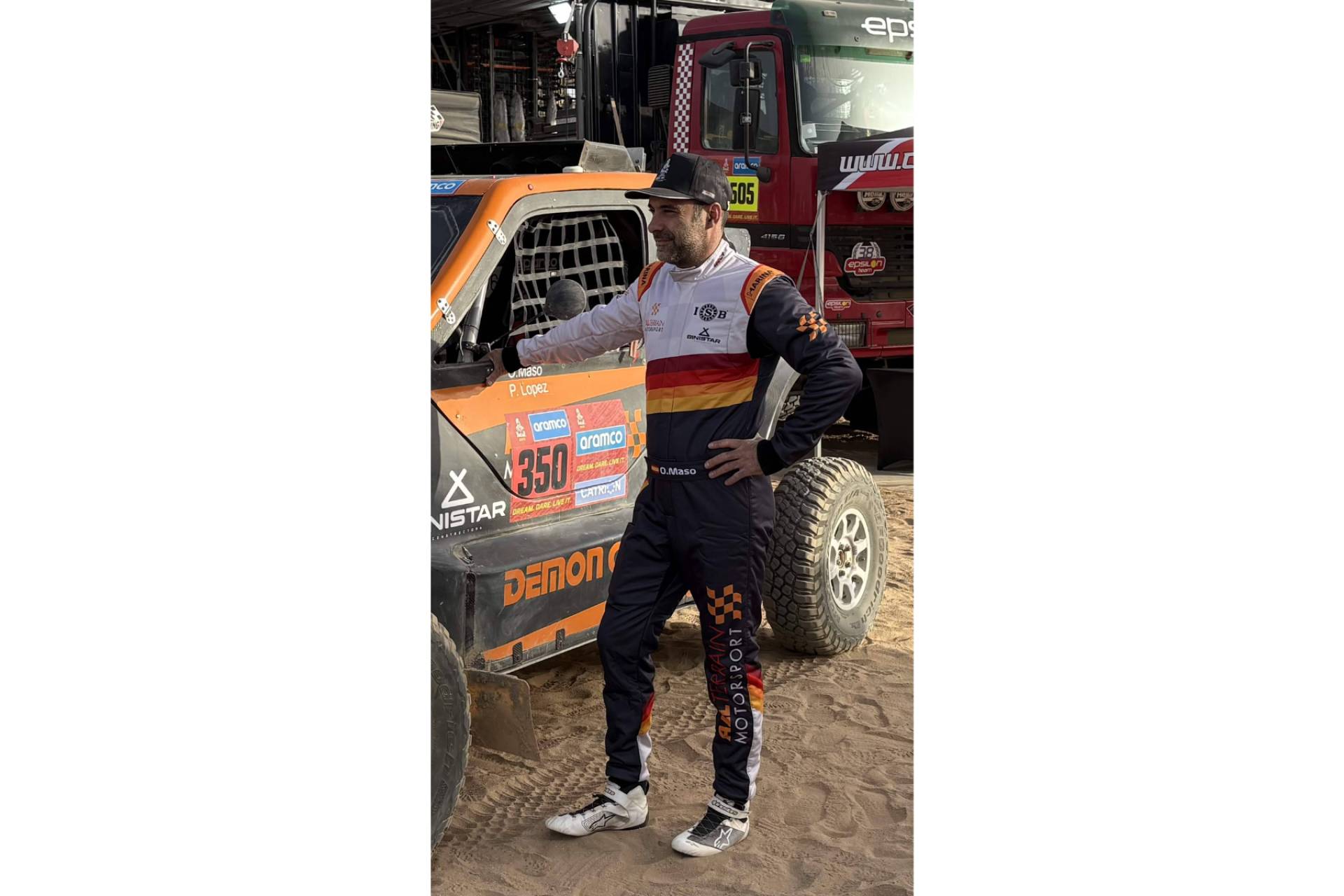 Oscar Masó comparte su experiencia como piloto en el Rally Dakar