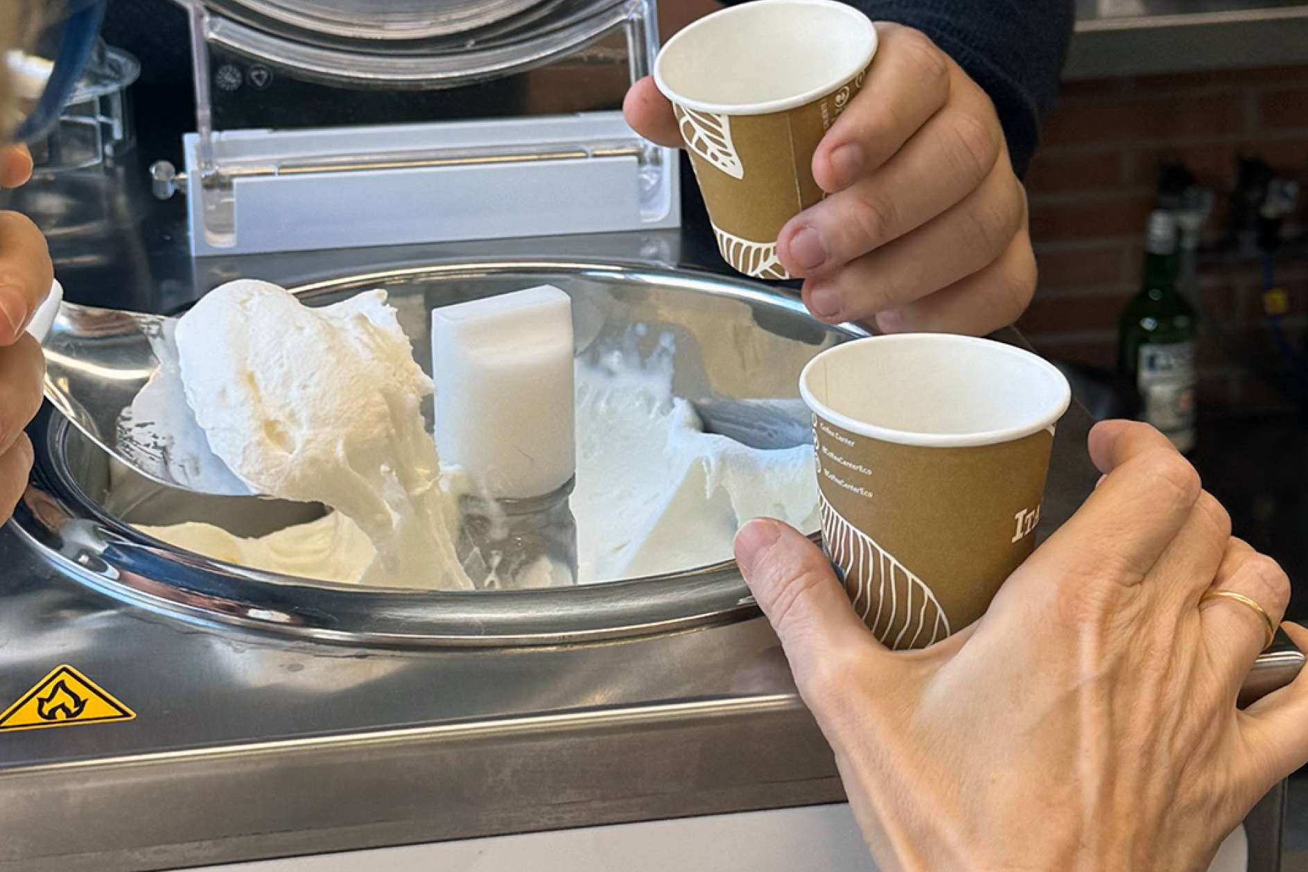 Amico Bros Ice ofrece cursos y demostraciones de las máquinas de helado y de pastelería