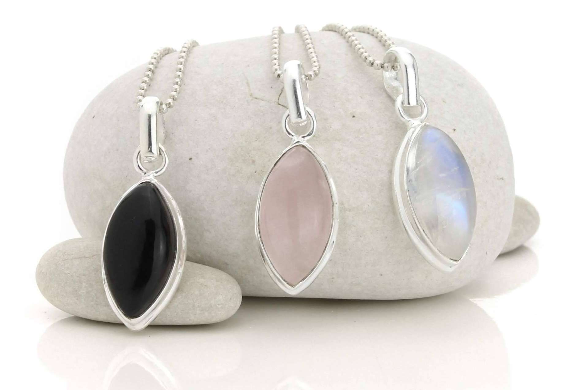 La autenticidad de las joyas de plata con piedras naturales, el sello distintivo de UniArt Minerales