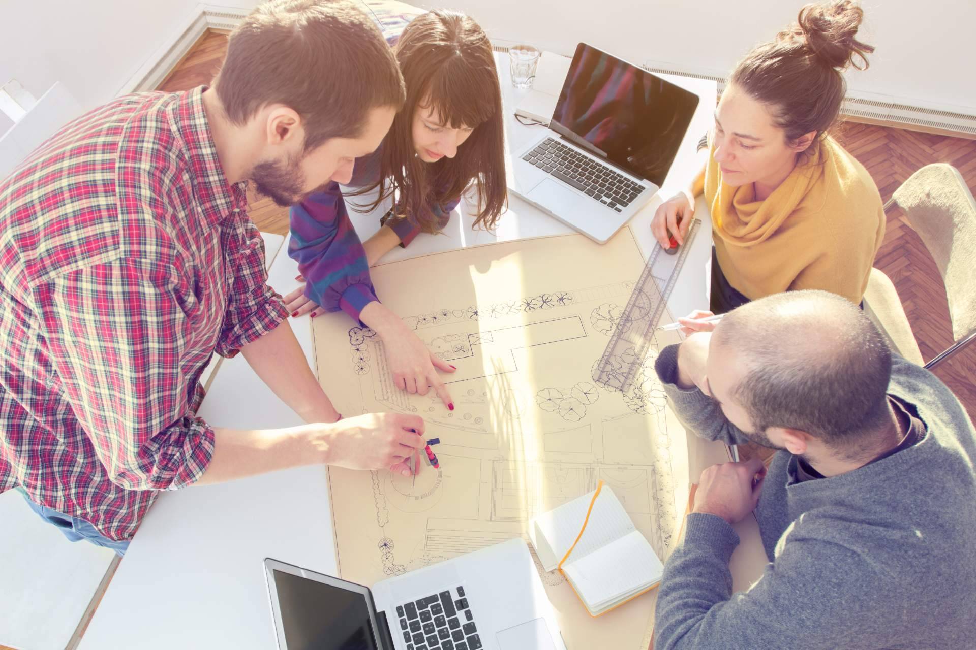 Competencias clave por sector; la importancia de la formación bonificada en el desarrollo organizacional