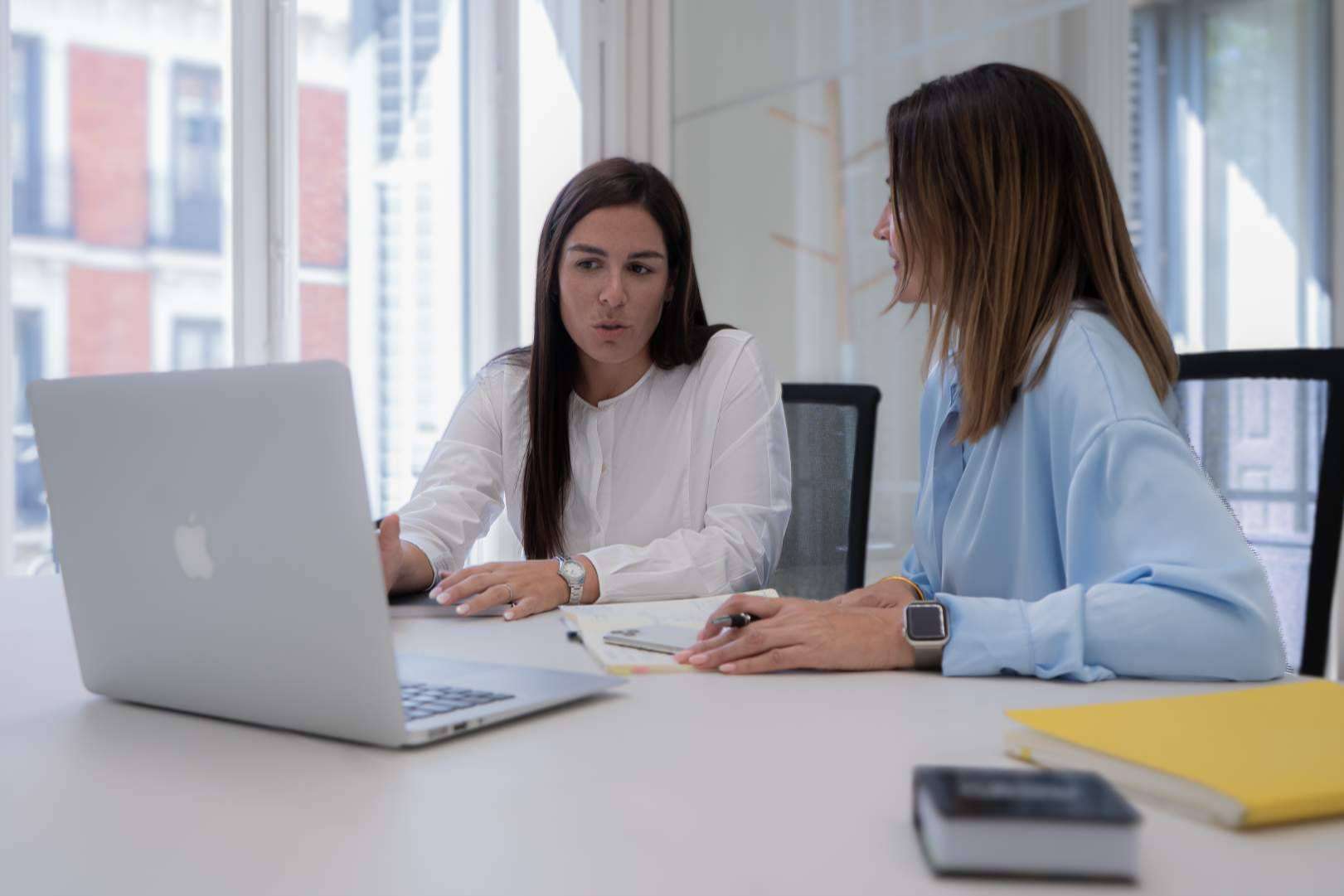 Más allá del salario; cómo la cultura empresarial define la atracción y retención del talento