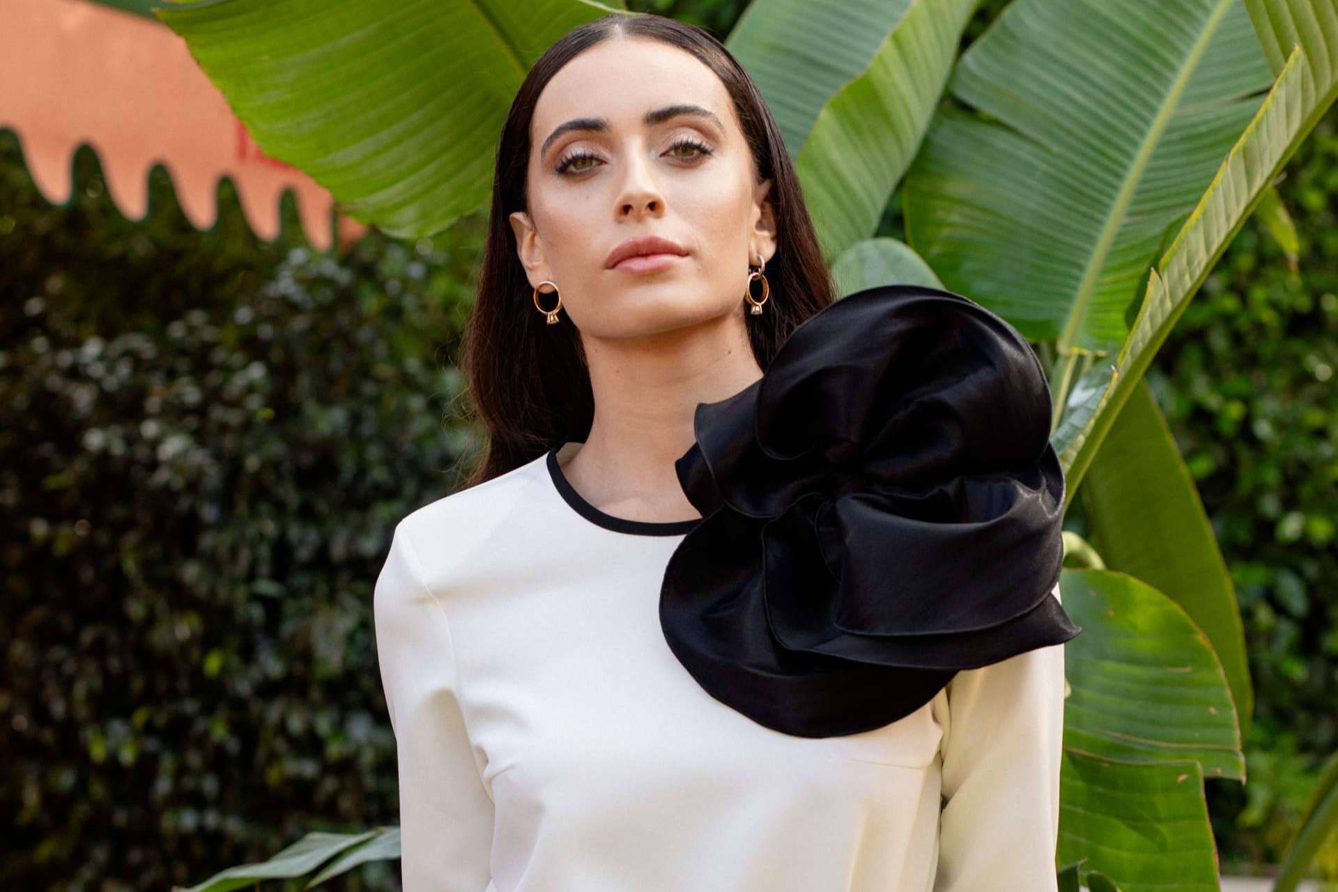 Vestidos de invitada con identidad propia, diseño y fabricación local desde Sevilla