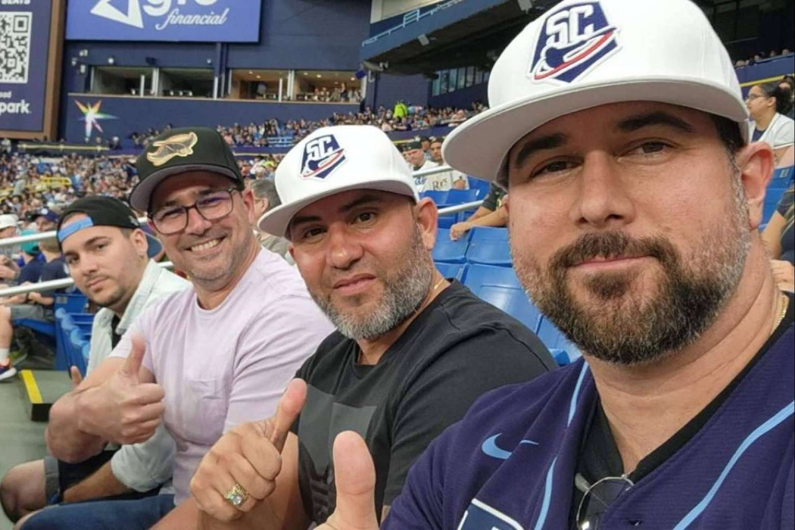 Swing Completo, la voz del béisbol cubano en Grandes Ligas durante más de 15 años