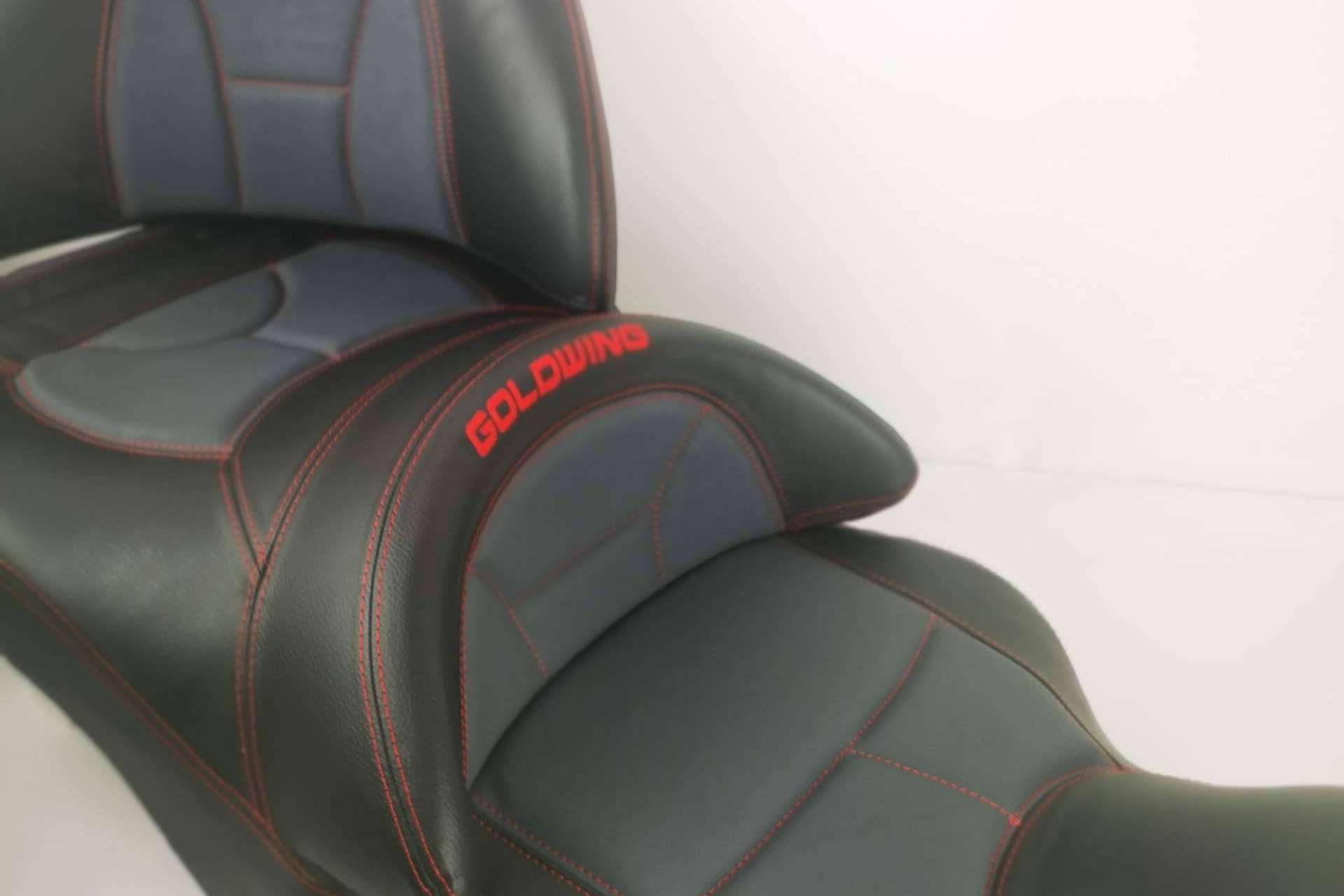 JM Fundas combina diseño y comodidad en asientos de moto personalizados para todo tipo de usuarios