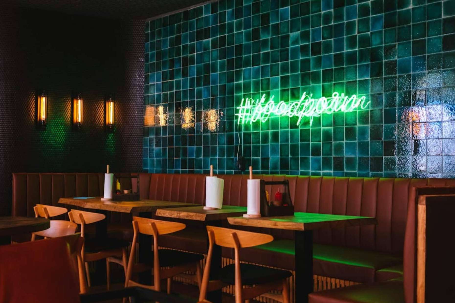 El impacto del interiorismo estratégico de INDAStudio en los negocios comerciales de Barcelona