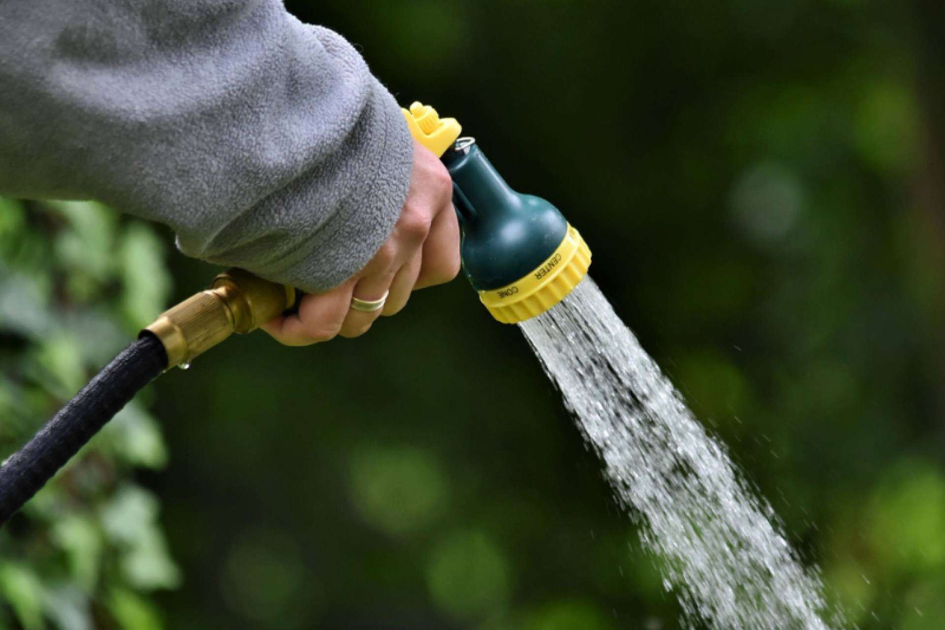 Gestión sostenible del agua, Salher propone medidas domésticas para el tratamiento y reutilización del recurso