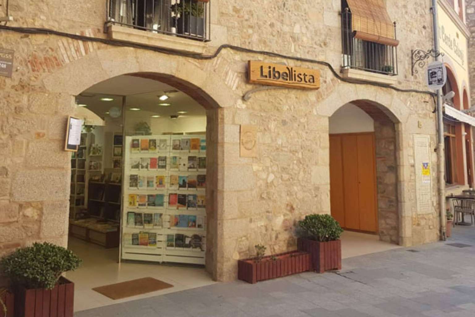 Un modelo de venta de libros que beneficia a las librerías independientes; la propuesta de Libelista