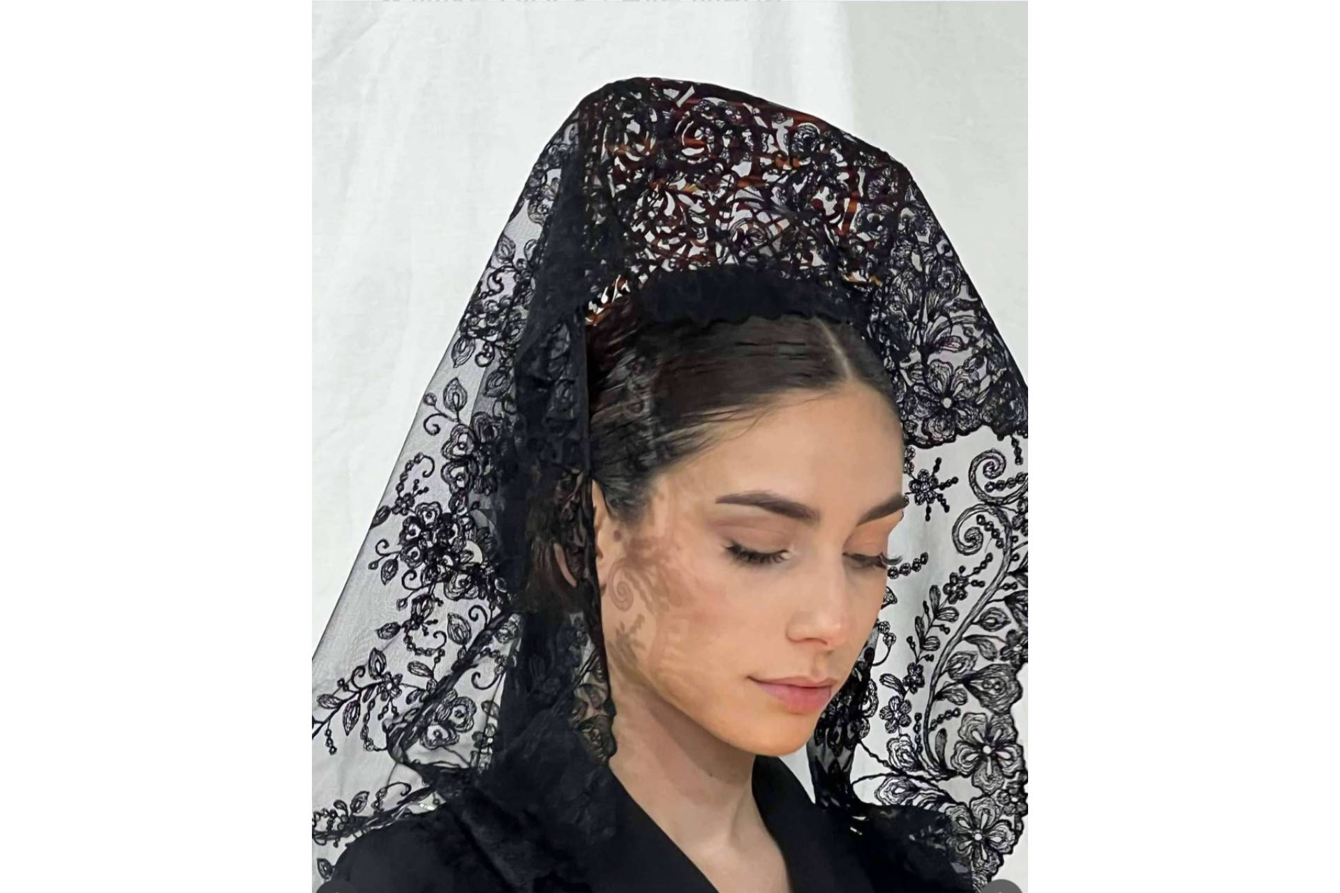 Sancha Artesanos; de los trajes regionales a la moda femenina pret-a-couture