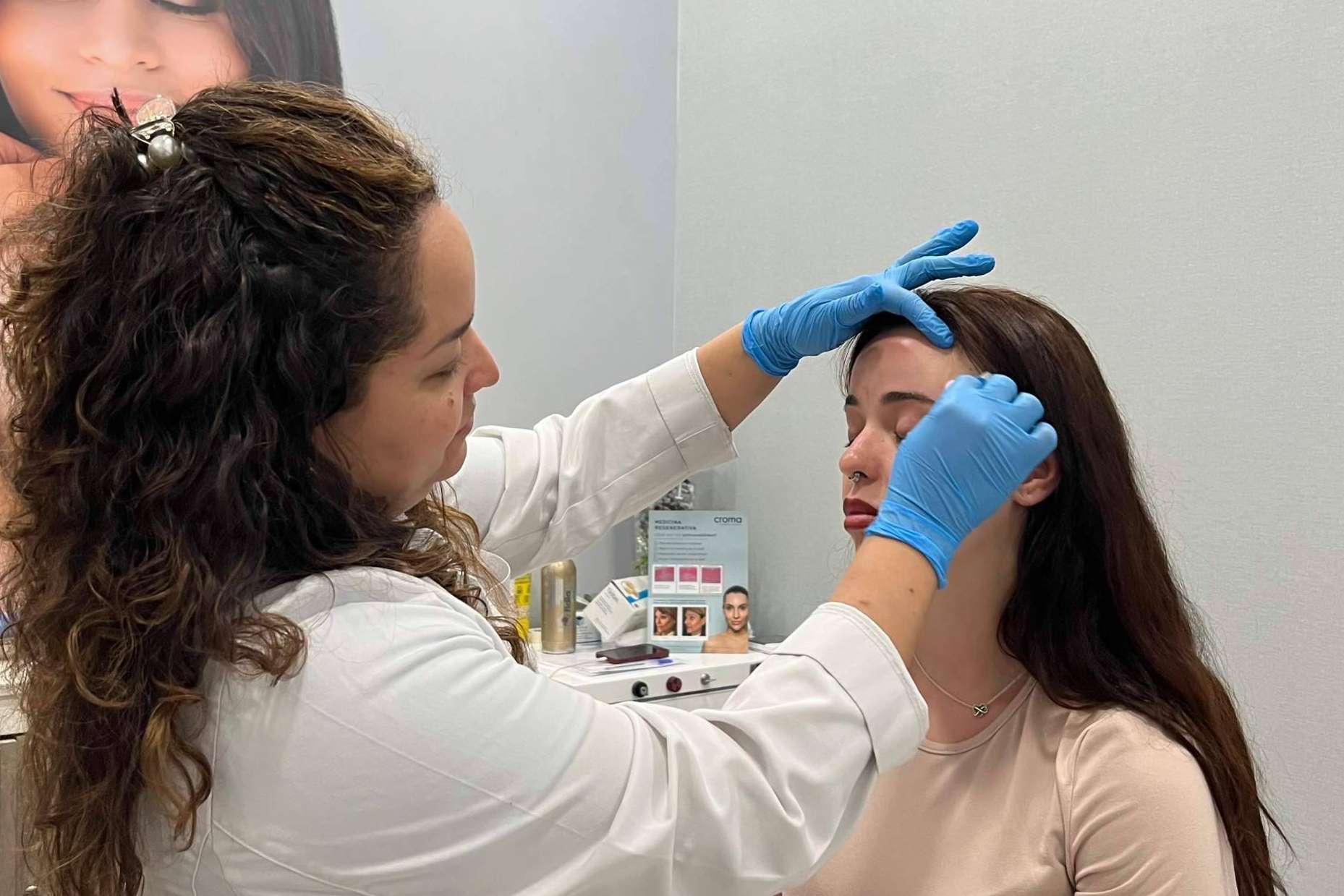 Tratamientos con neuromoduladores en 360Clinics para una piel visiblemente más firme y rejuvenecida