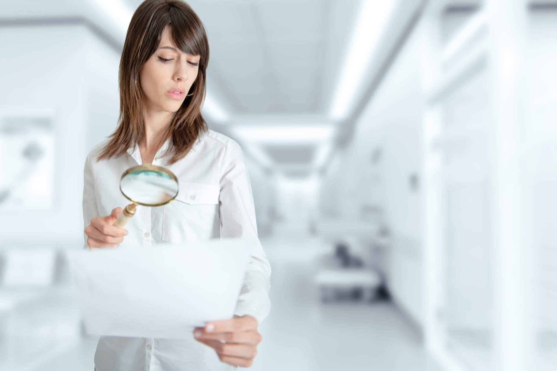 Evitar la letra pequeña en seguros, Seguros Academy lanza formación clara y accesible para usuarios