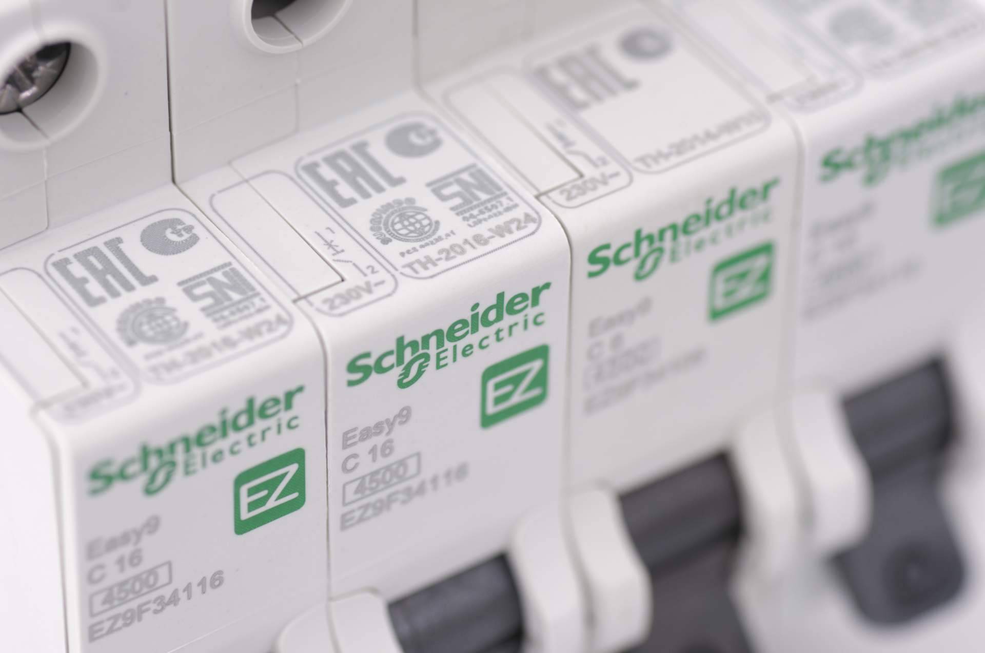 Crecen las ventas de magnetotérmico Schneider en Cadenza Electric por su excelente relación calidad-precio