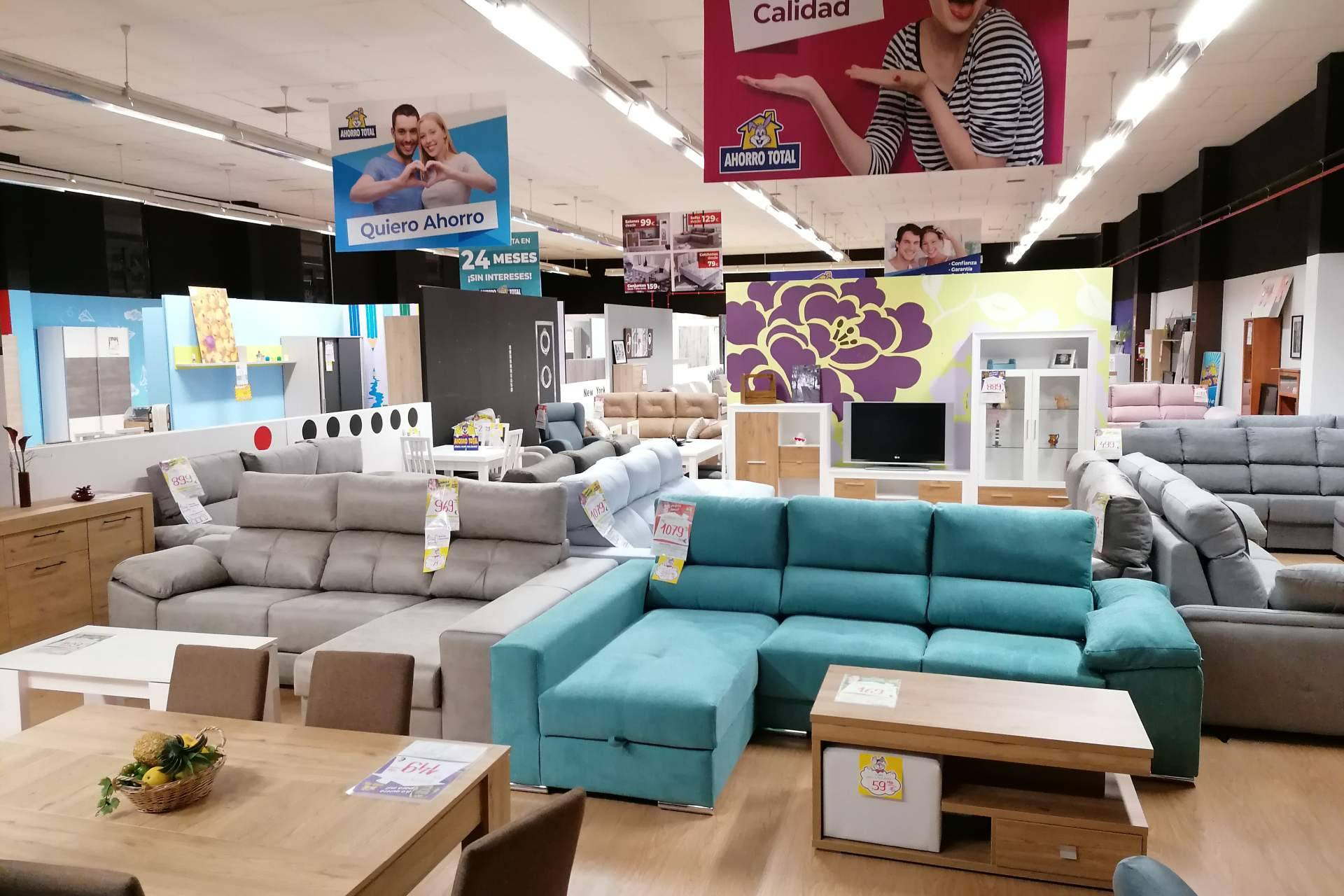 Ahorro Total demuestra que no hace falta esperar al Black Friday para comprar muebles al mejor precio
