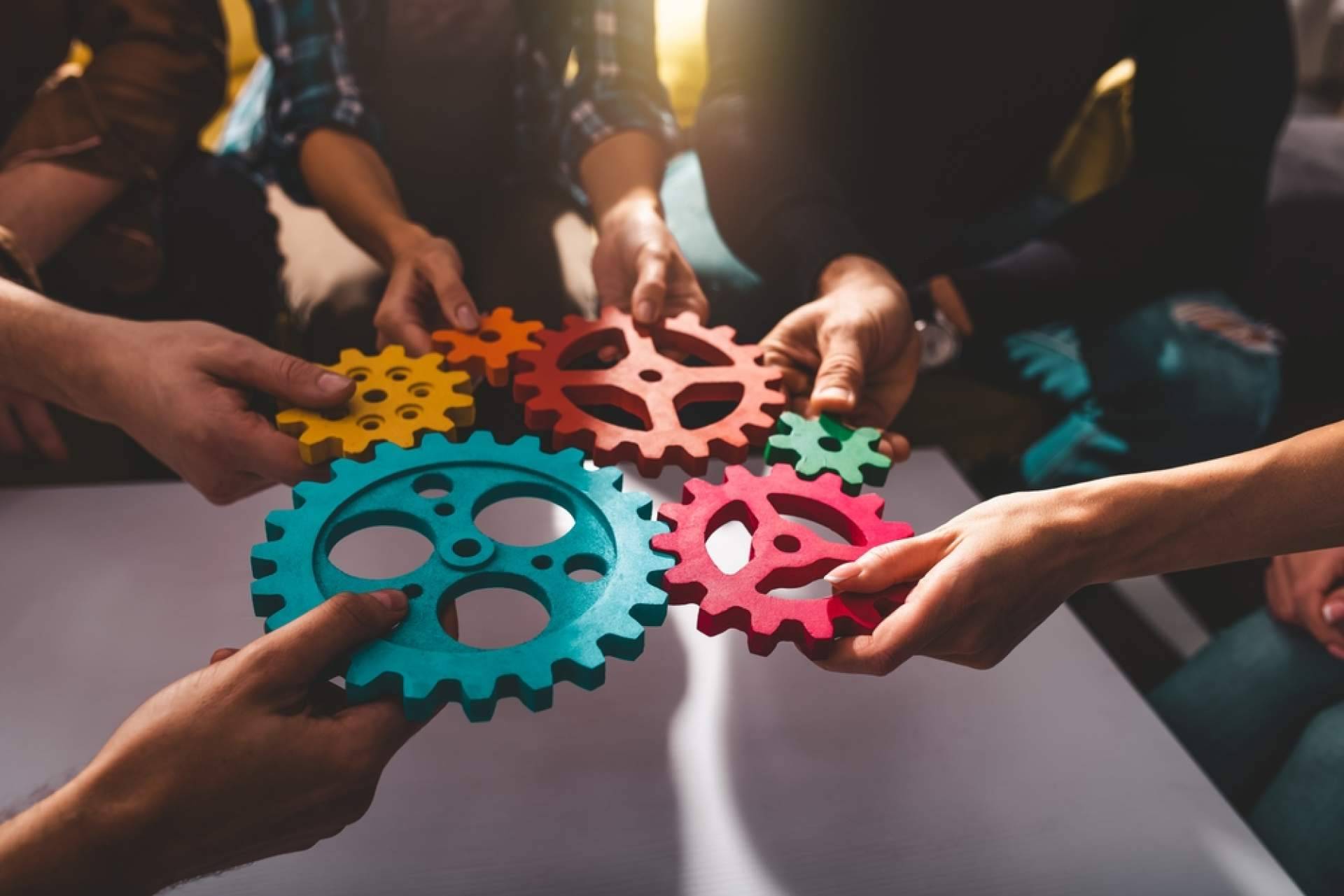 Startups y Scrum; el marco ágil que convierte la innovación en resultados tangibles