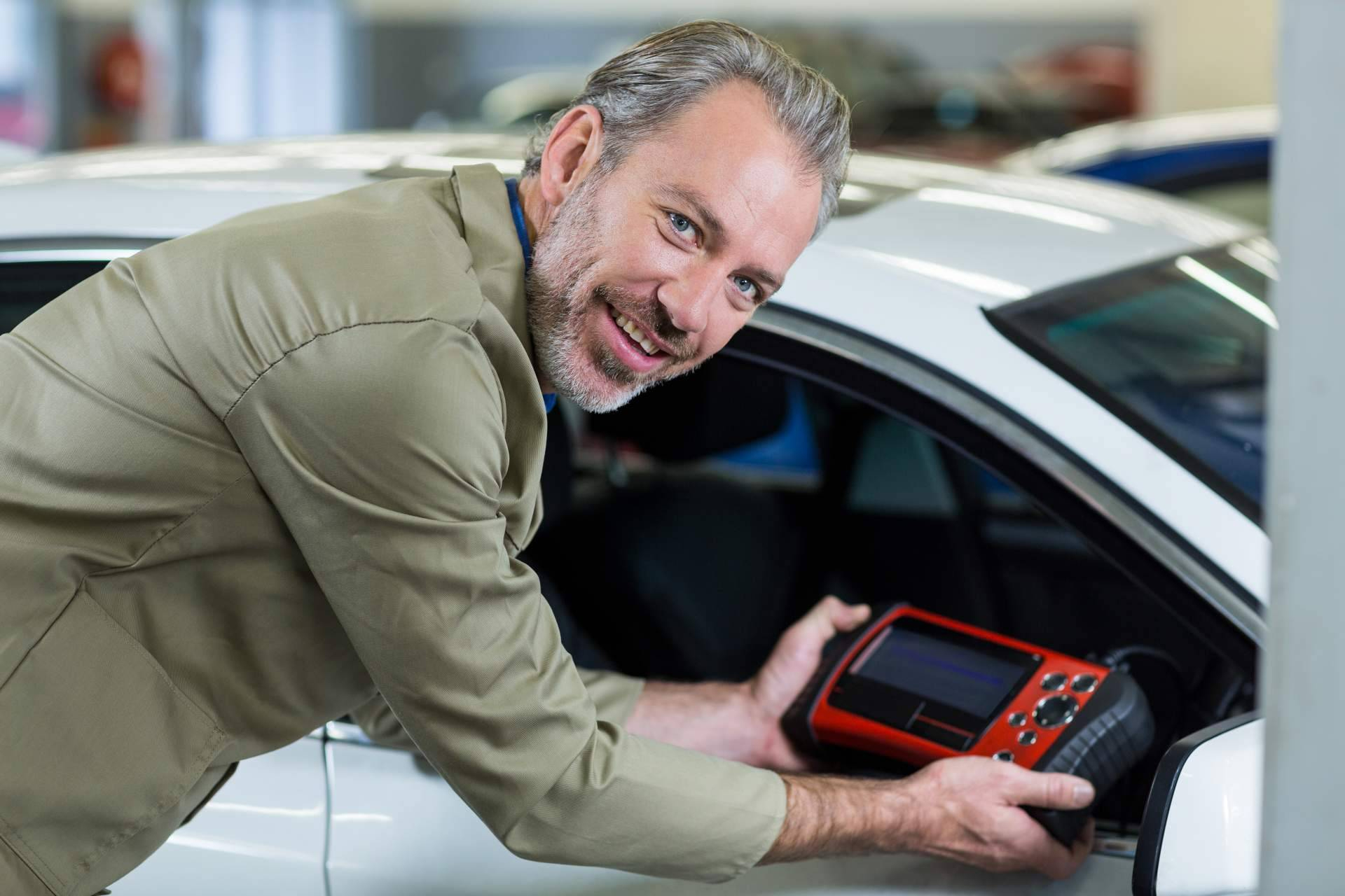 Cerrajero Santander 24h, servicio experto en llaves de coche para todo tipo de vehículos