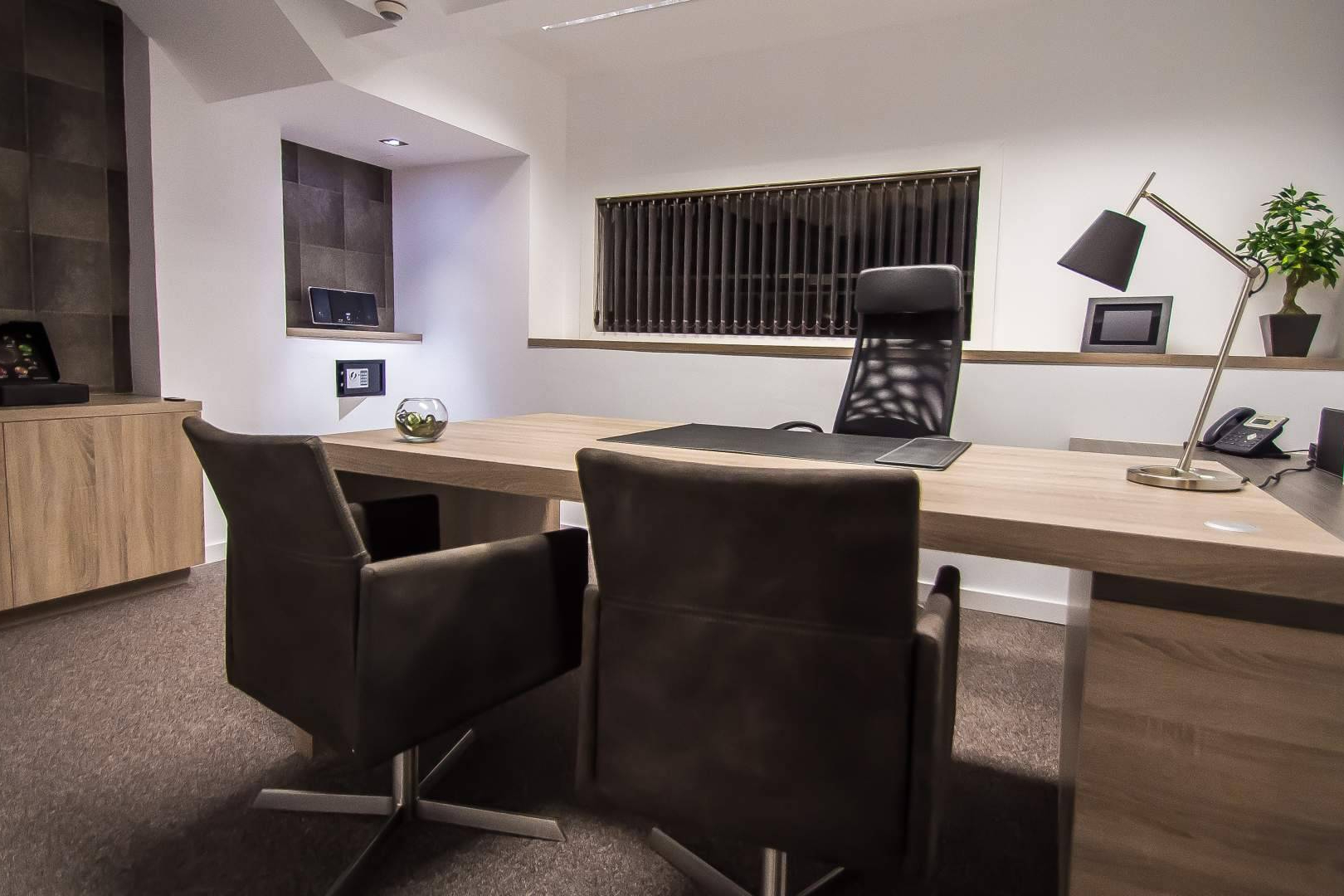Despachos individuales y hasta 4-5 puestos ya disponibles en Comfort Business Barcelona