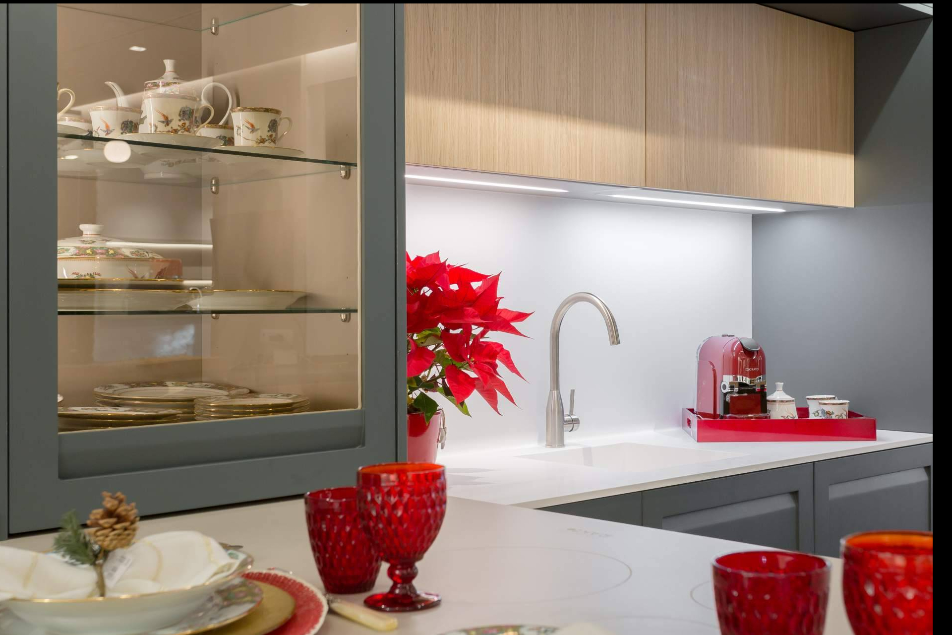 Cocinas listas para las fiestas, Davinia propone claves para decorar la cocina en Navidad con buen gusto