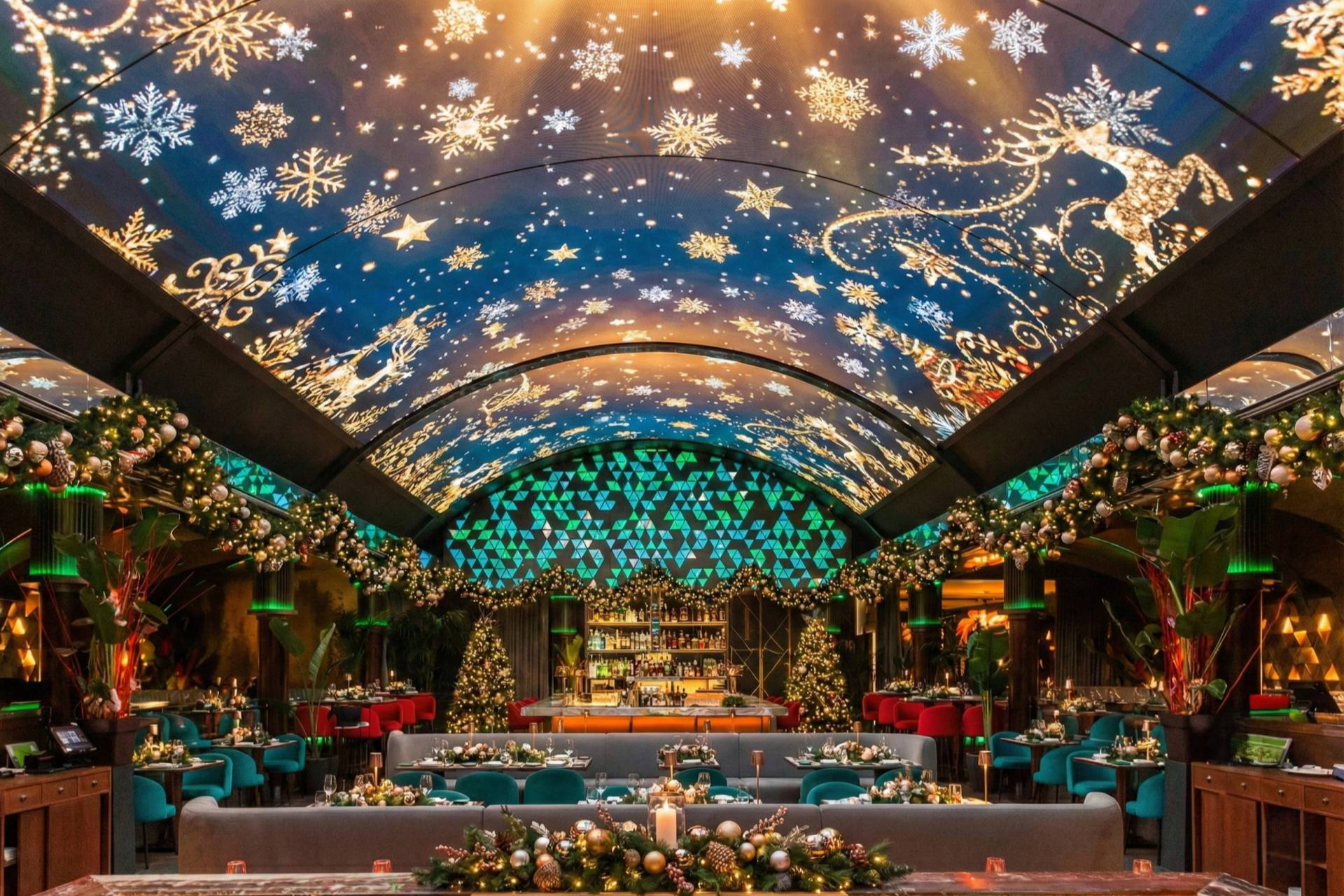 Madrid brilla con sabor, Quintoelemento celebra una Navidad de gastronomía, luz y espectáculo