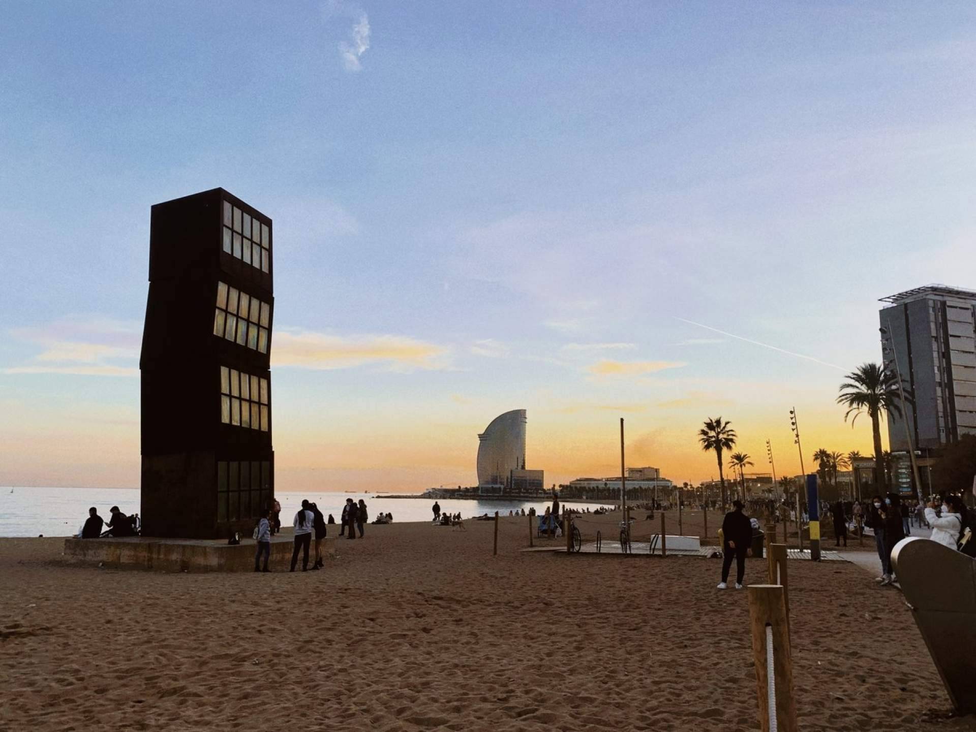 BarcelloniAmo revoluciona el walking tour en Barcelona con rutas temáticas en italiano