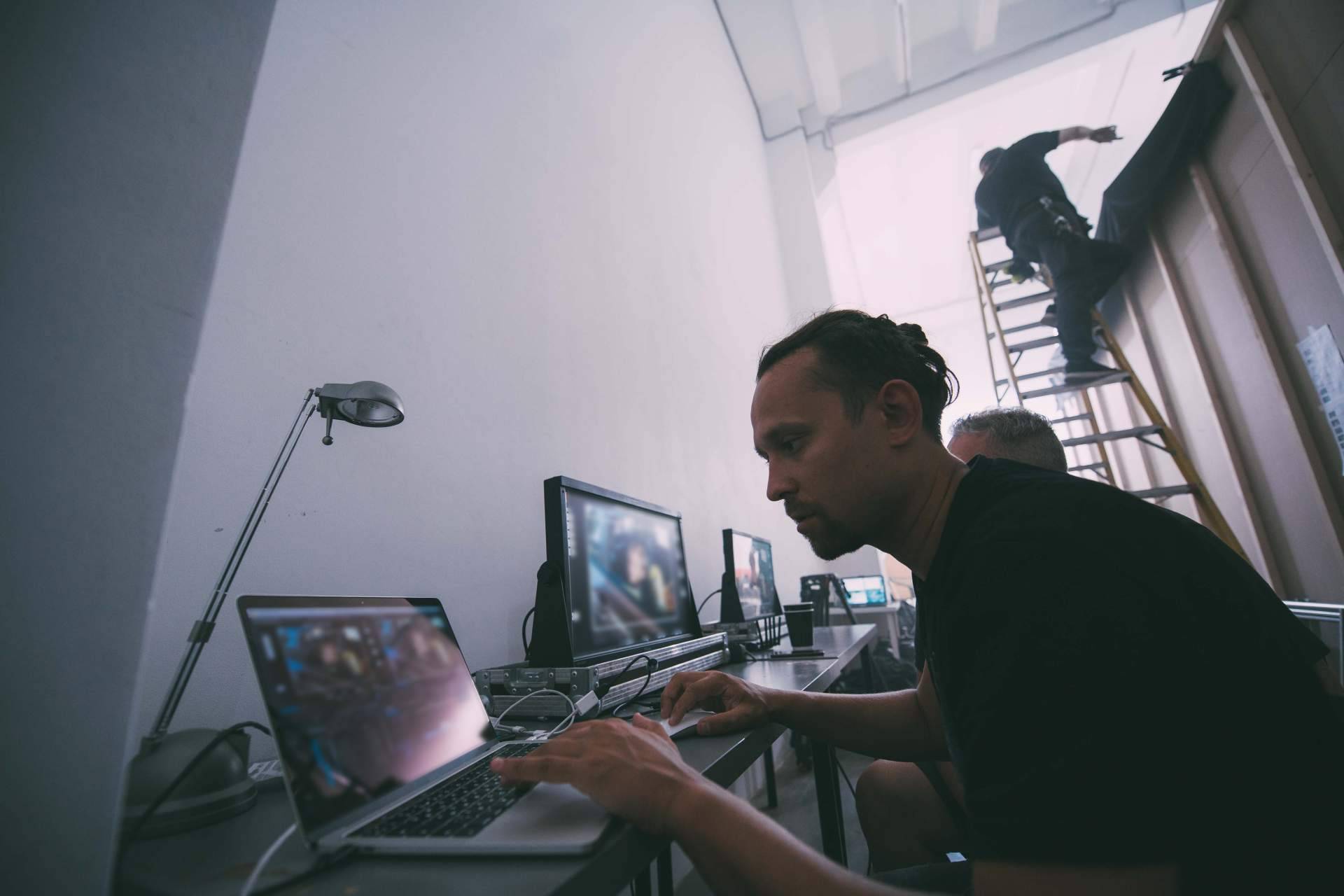 Una productora audiovisual con enfoque creativo y operativo; el modelo de trabajo de Maea Studios